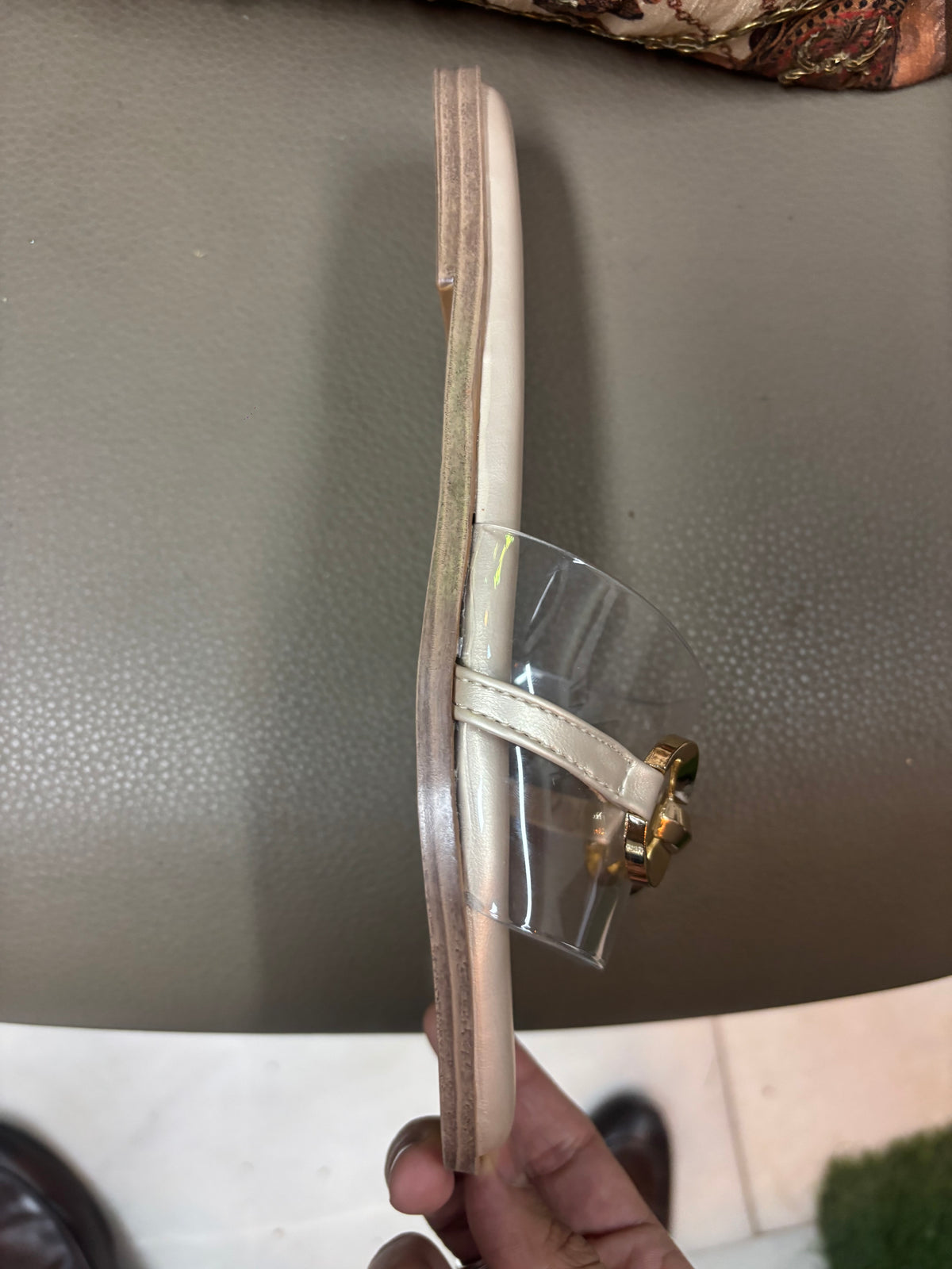 Kia Cushioned Transparent Sliders