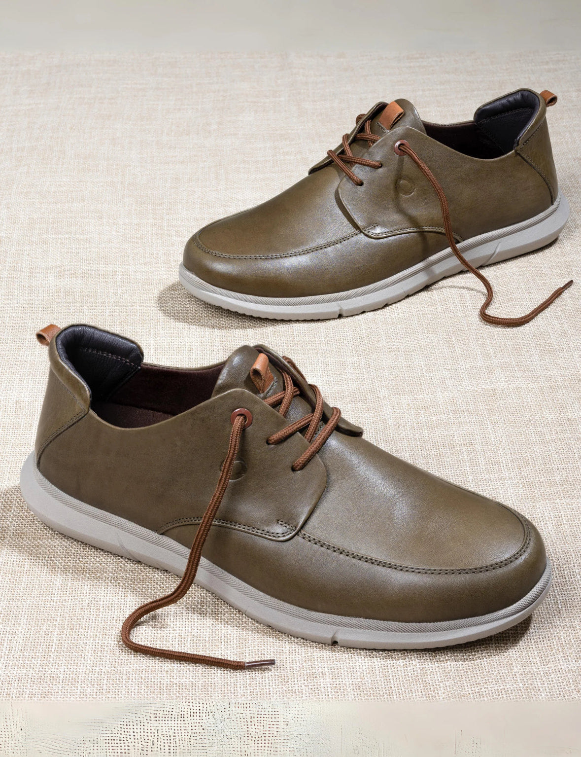 Zero Gravity Noah Leather Lace-up Sneakers - The Heels India