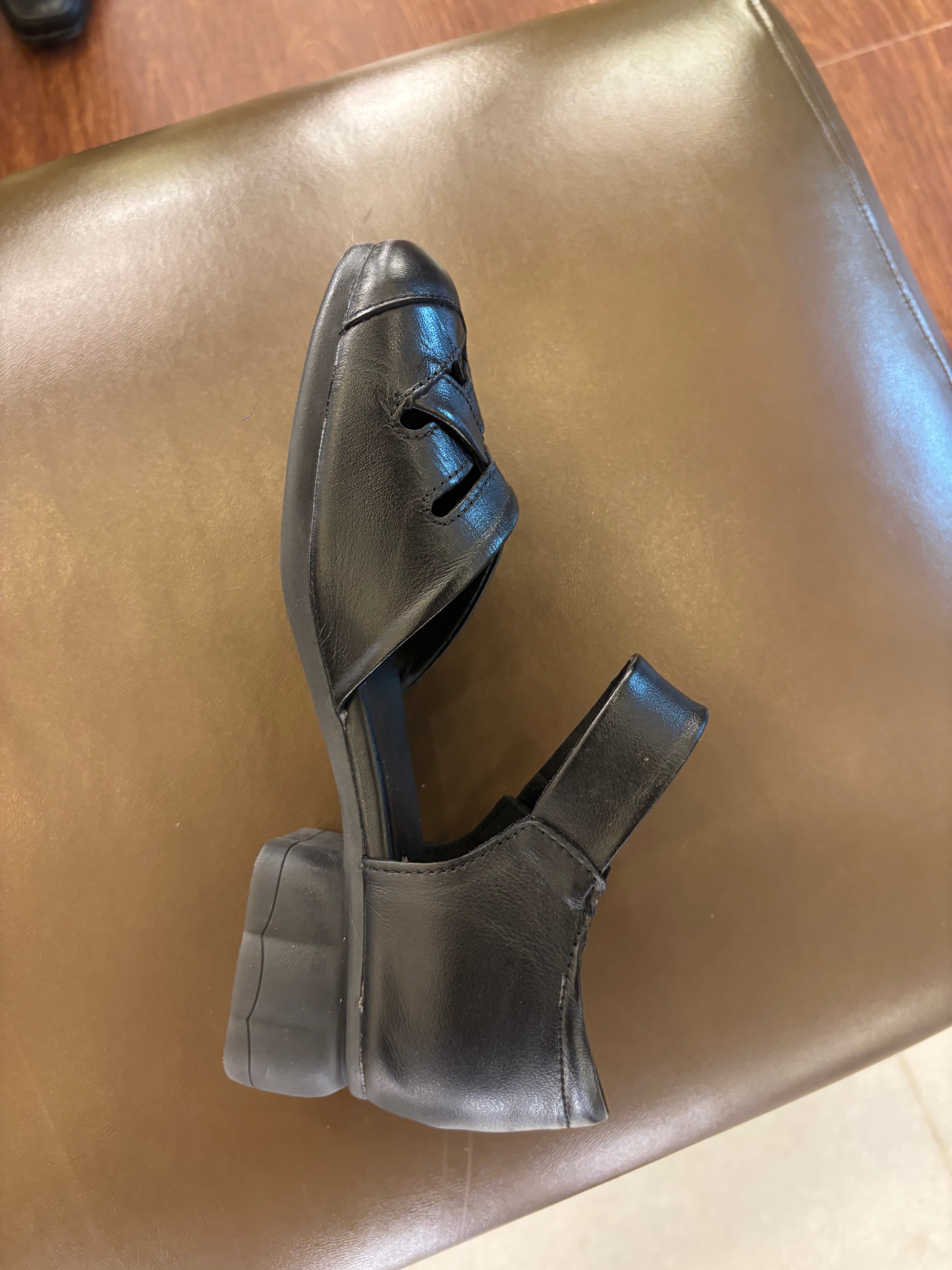 Zoe Leather Velcro Strap Cushioned Block Heel Sandals