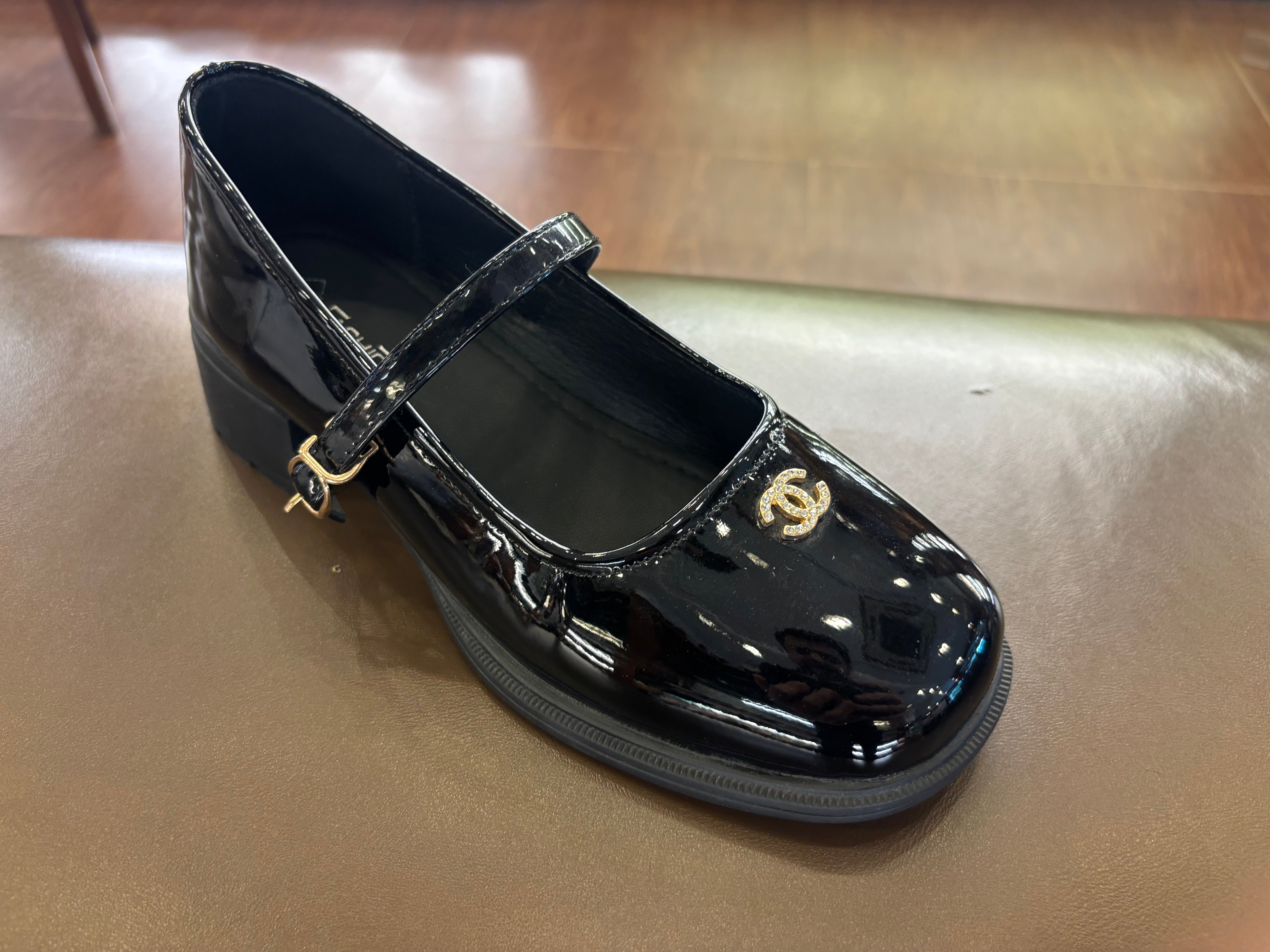 Shuzu Premium Patent Mary Jane Block Heels
