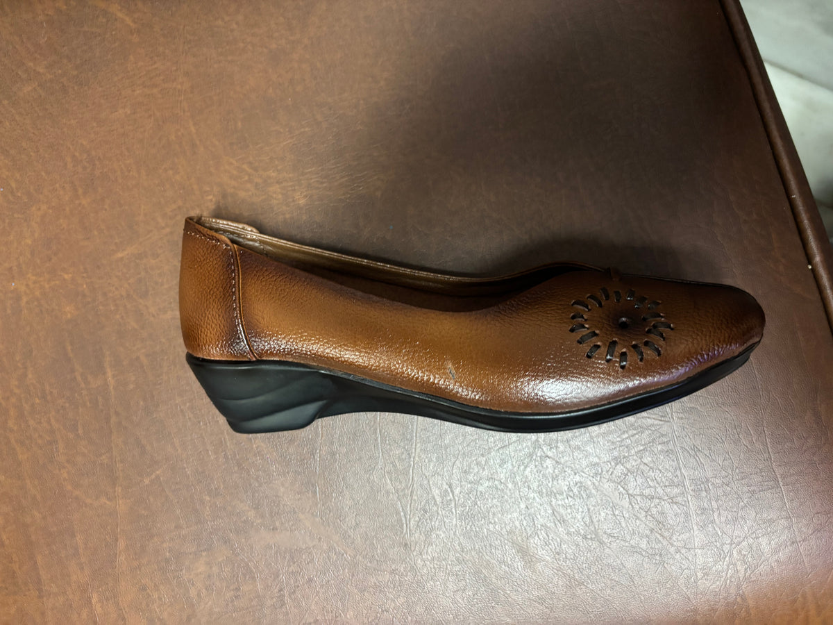 Lina Leather Wedge Ballerinas