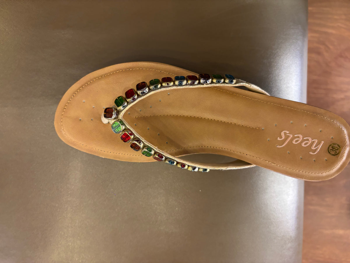 Julia Cushioned Beads V Strap Wedge Slippers