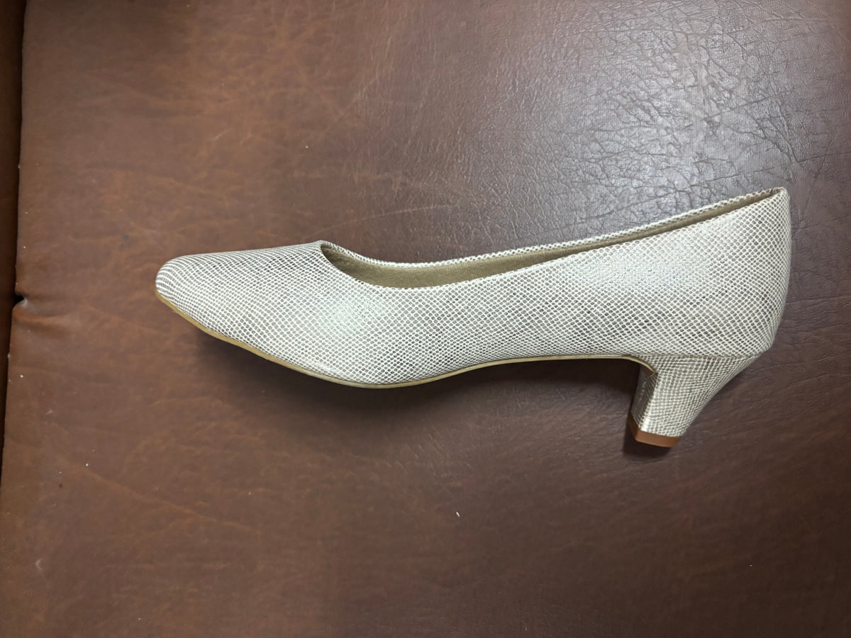 Kesha Classic Kitten Heel Stilettos