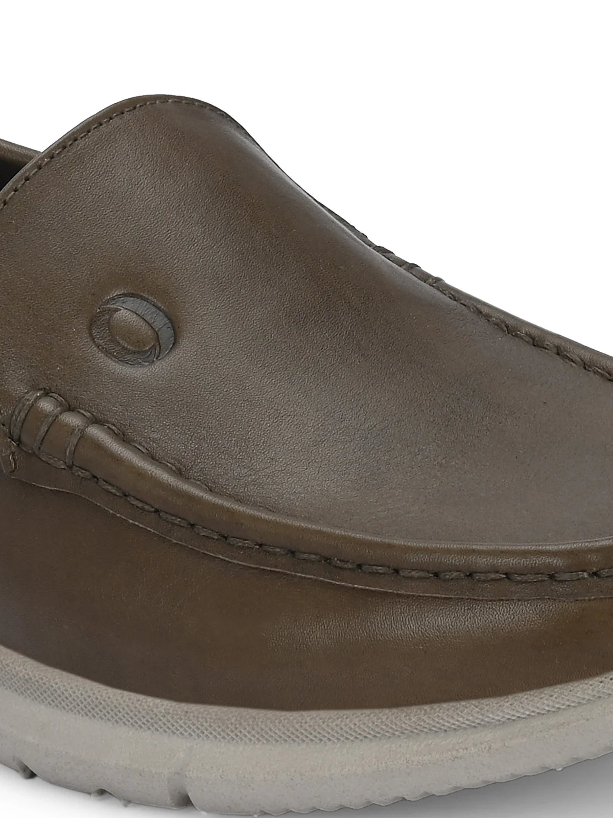 Neil Zero Gravity Lightweight Leather Slip On Sneakers - The Heels India