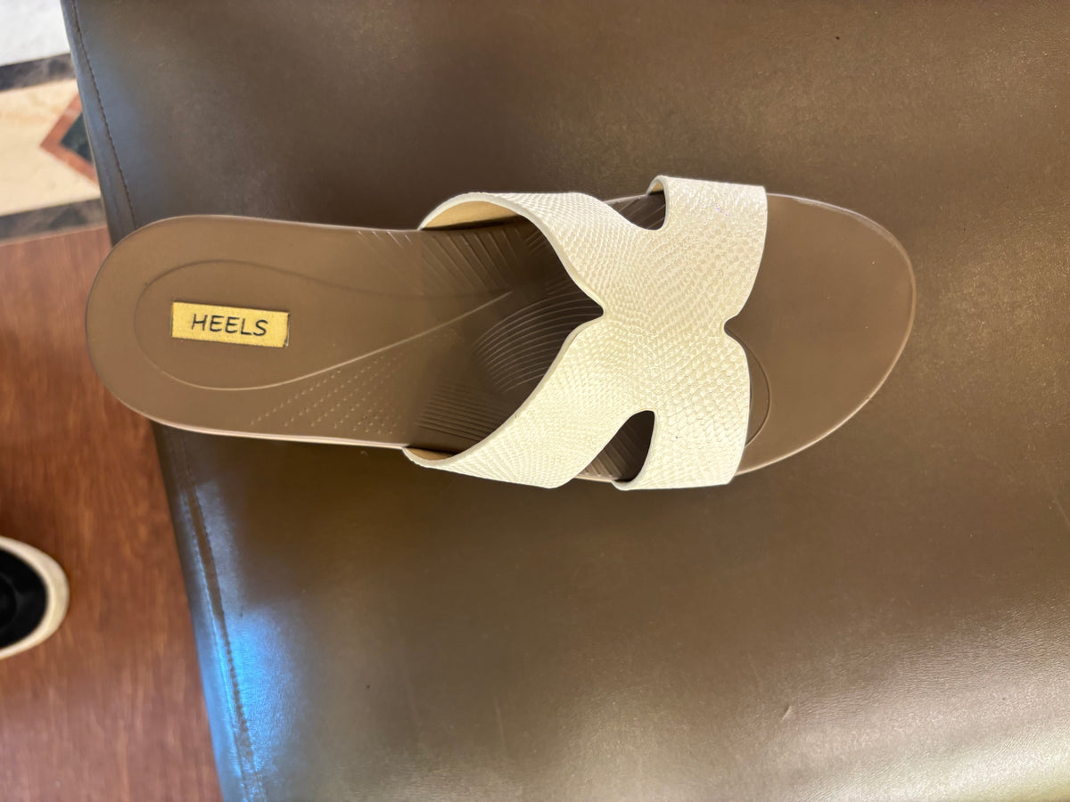 Bella Cushioned Everyday Slippers