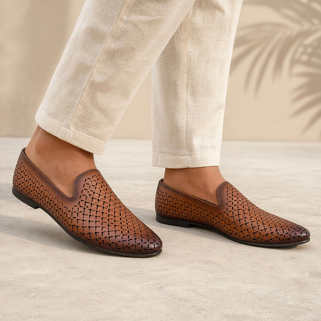 Marquis Leather Ethnic Mojri - The Heels India