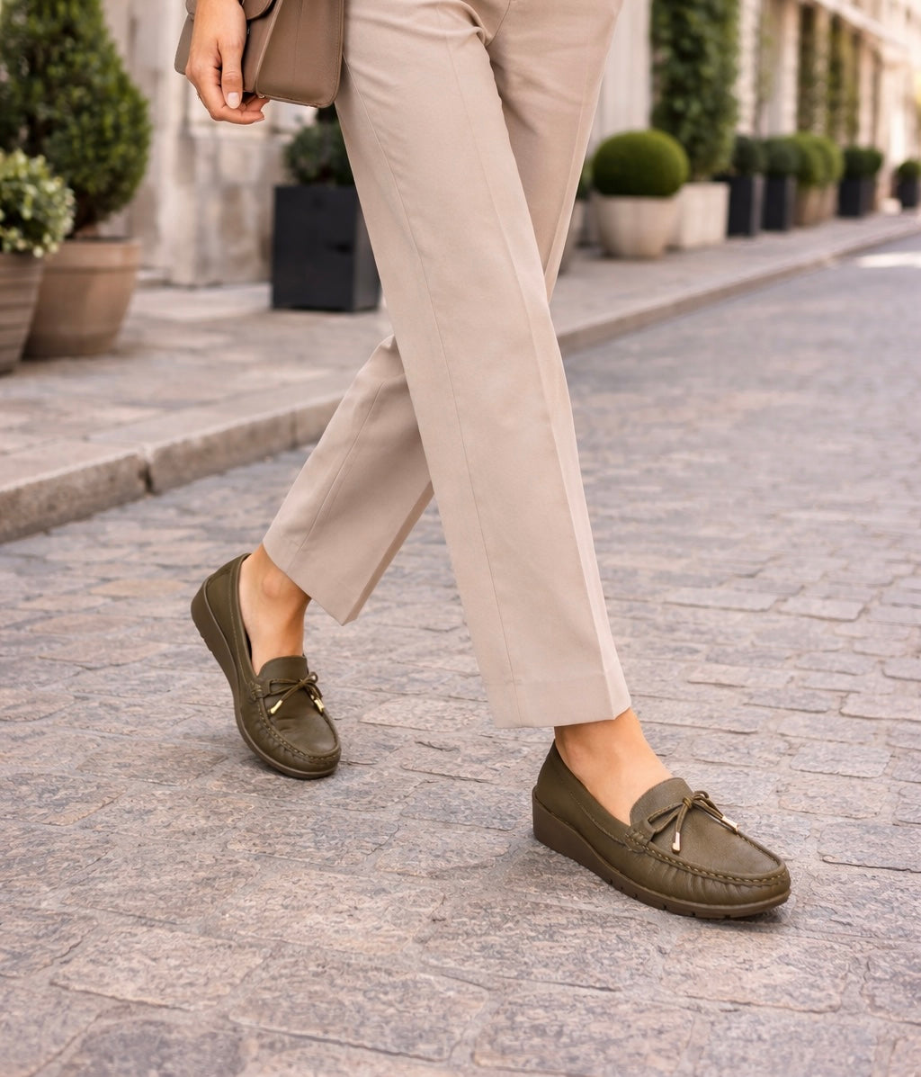 Samoura Cushioned Tassel Loafers - The Heels India