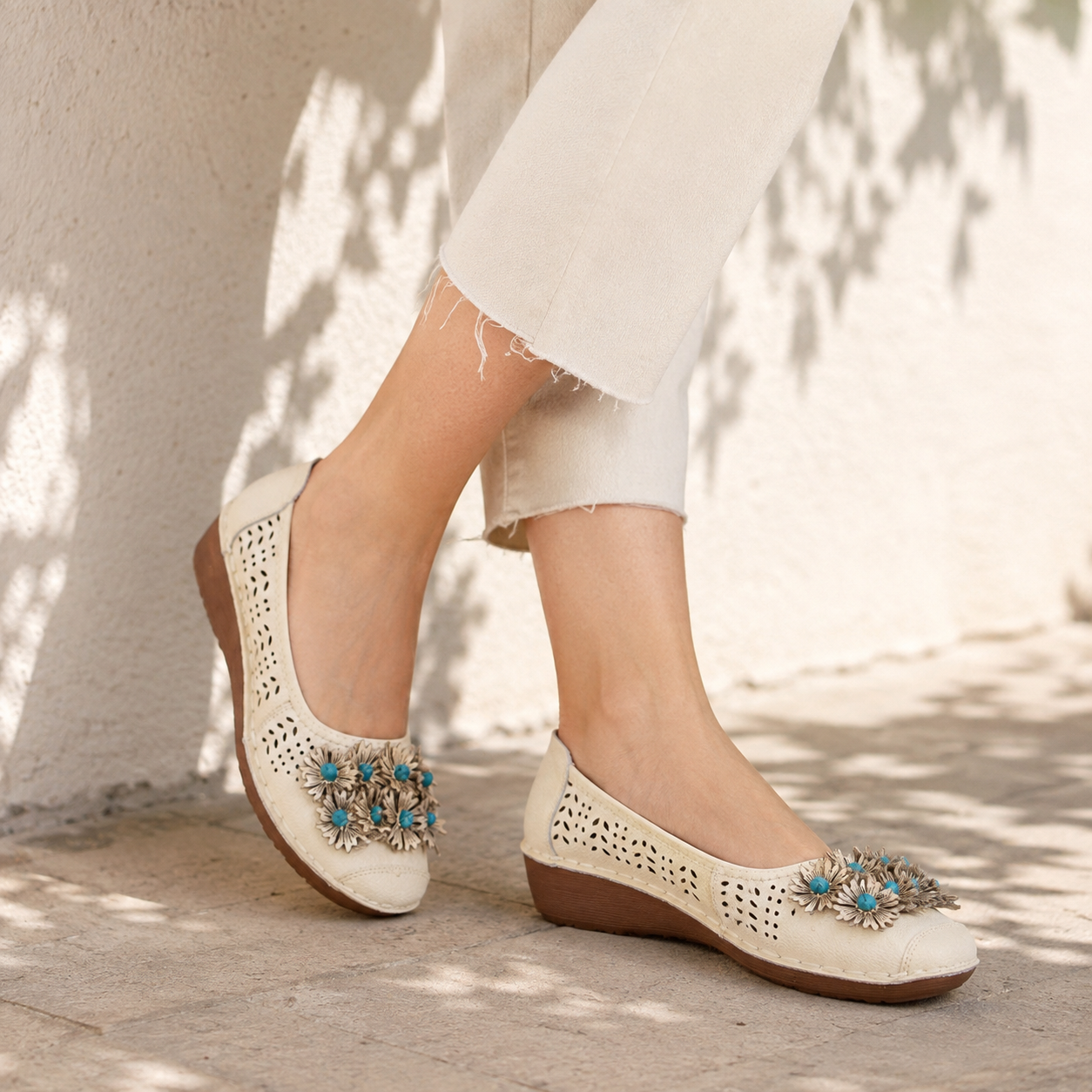 Flora 6.0 Premium Leather Cushioned Wedge Ballerinas