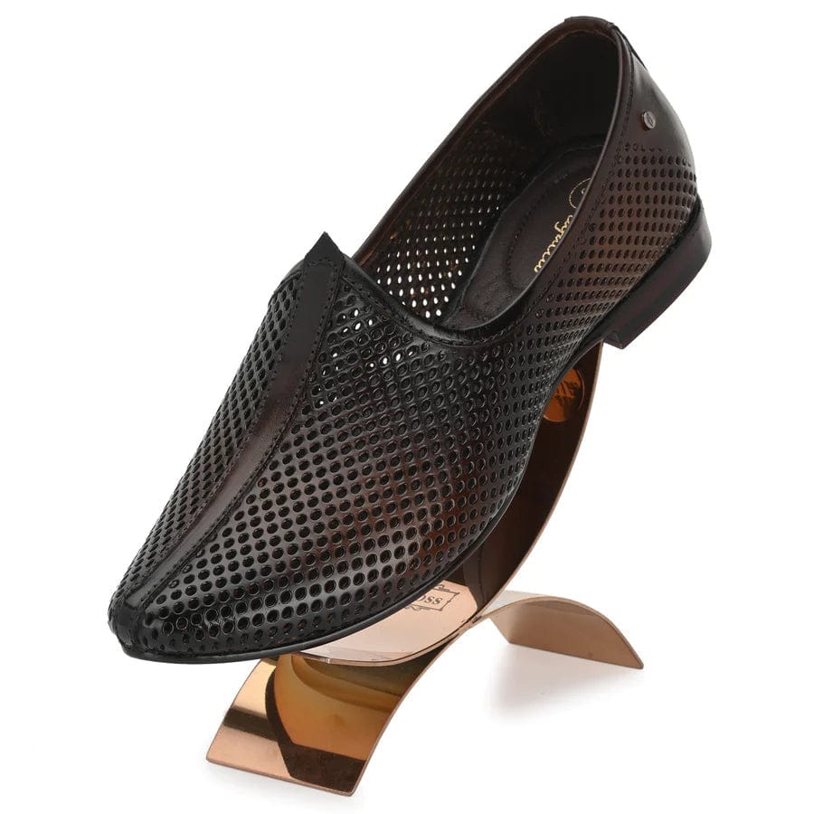 Lafattio Handcrafted Leather Juttis - The Heels India
