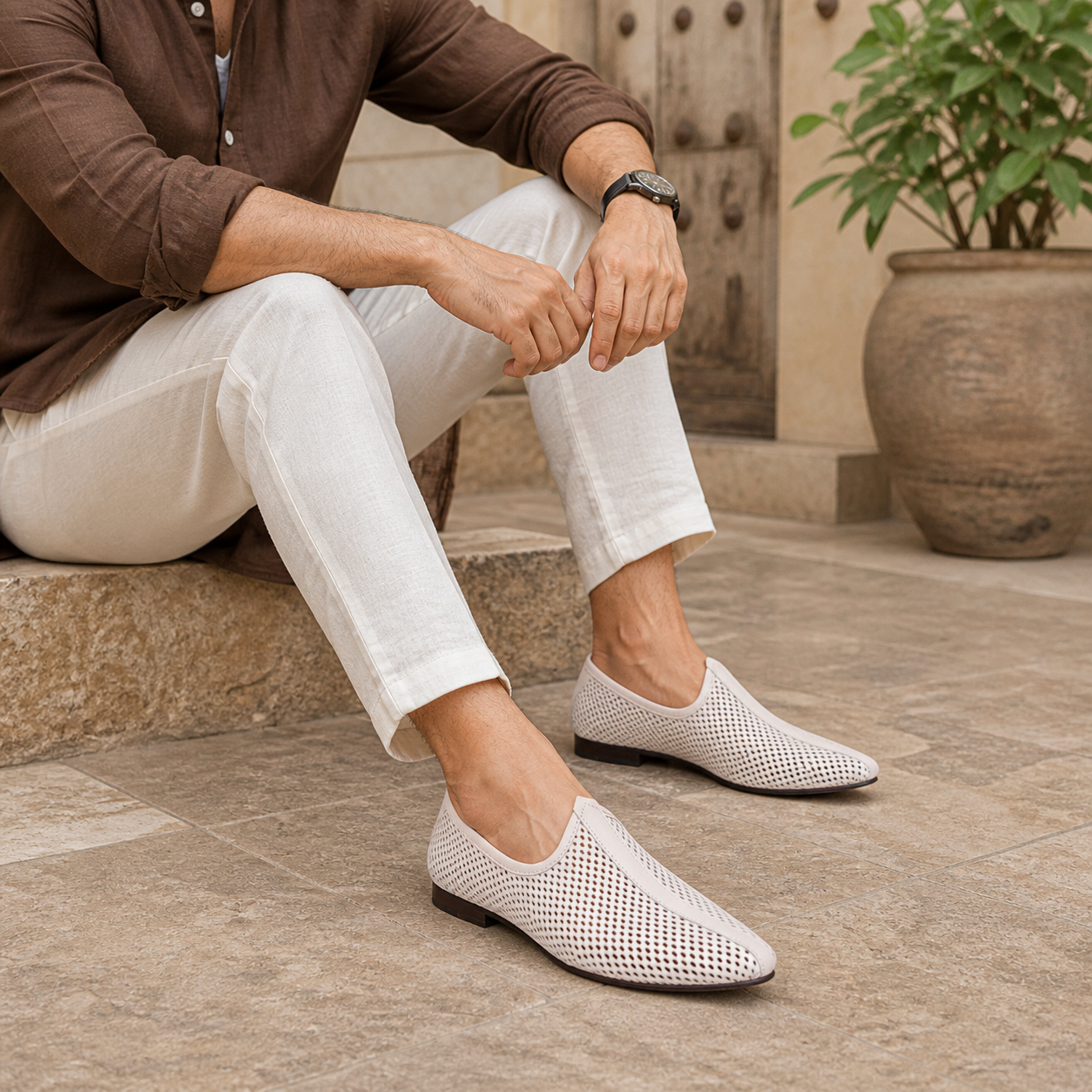 Lafattio Handcrafted Leather Juttis - The Heels India