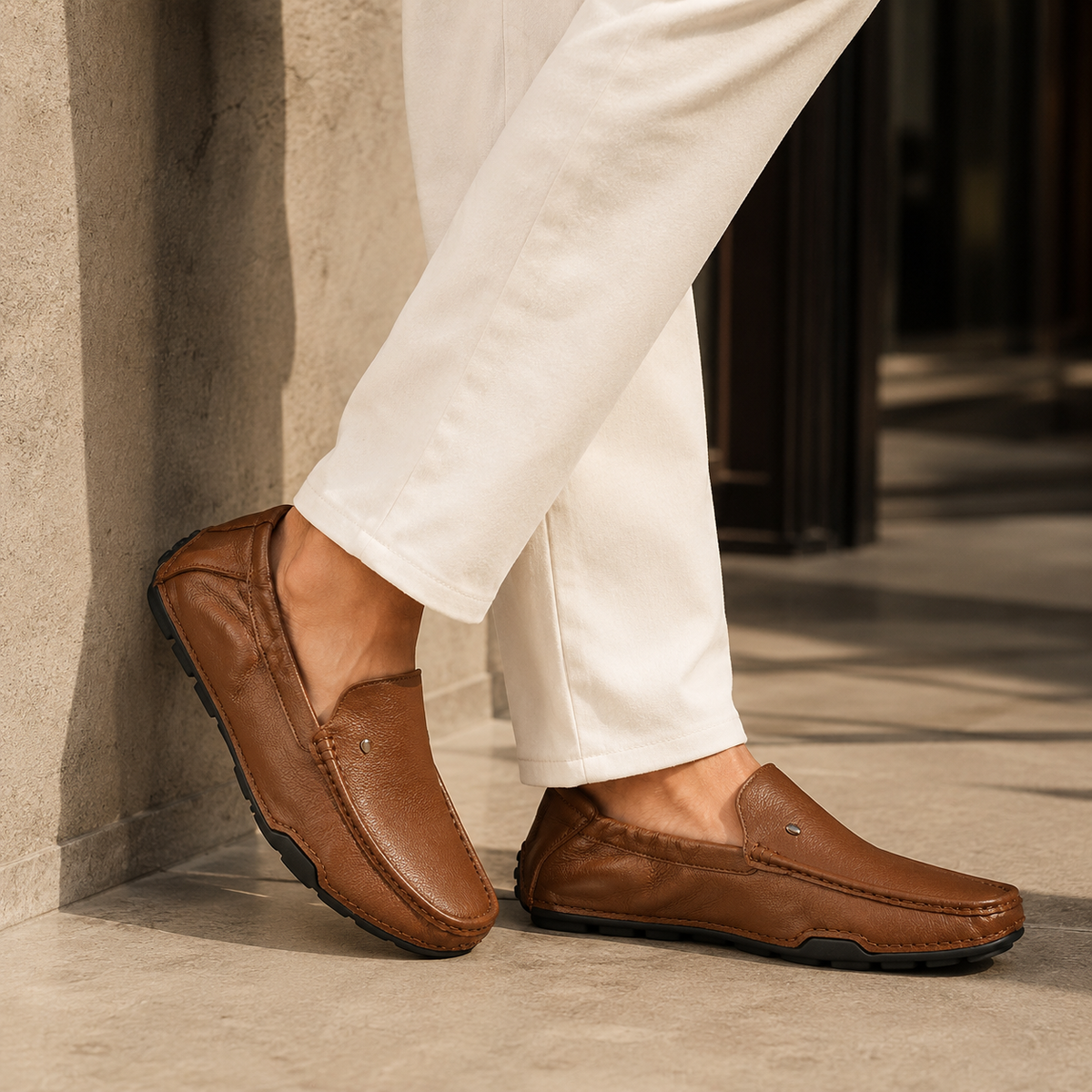 Clyde Leather Back Elastic Cushioned Loafers