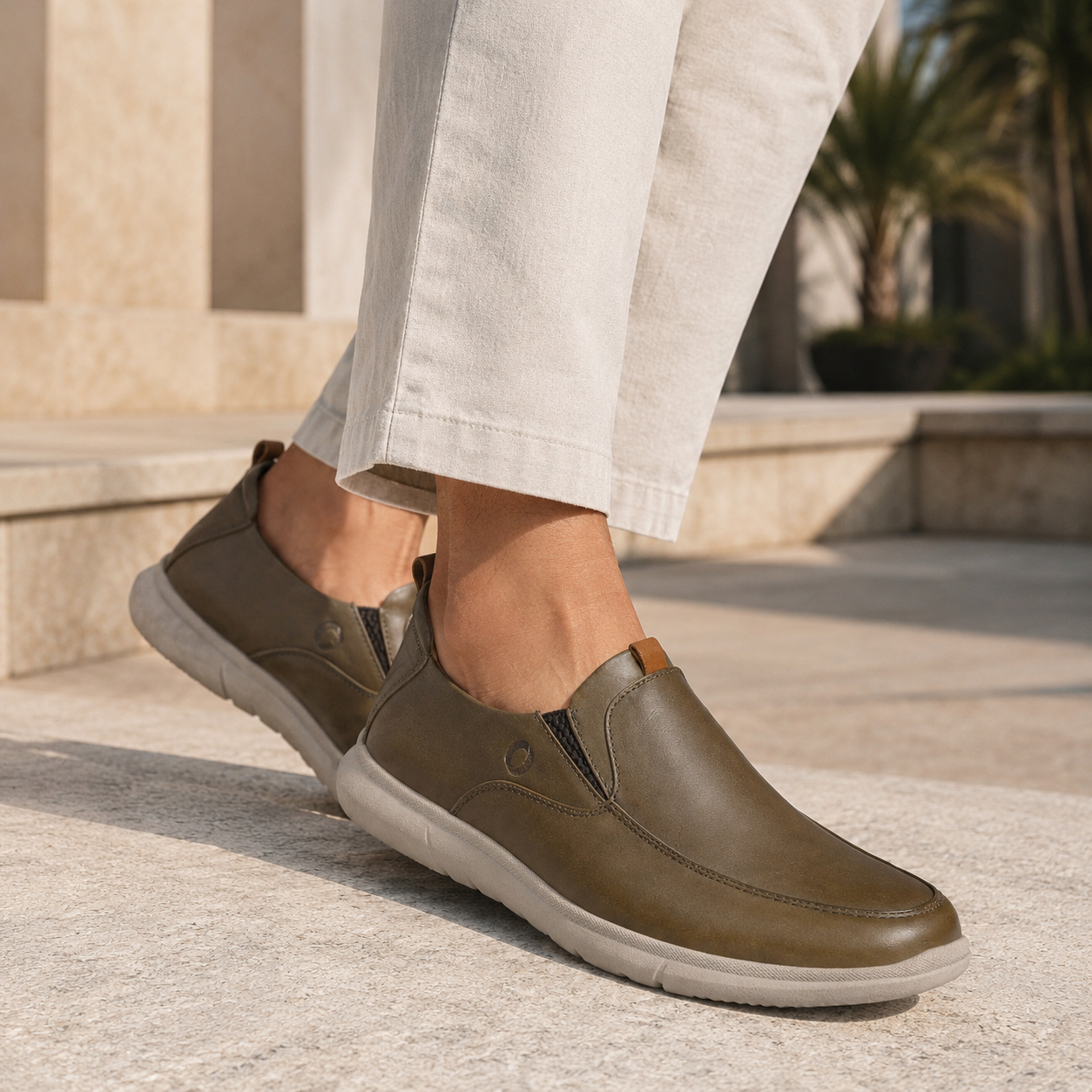 Hunter Leather Zero Gravity Sneakers - The Heels India