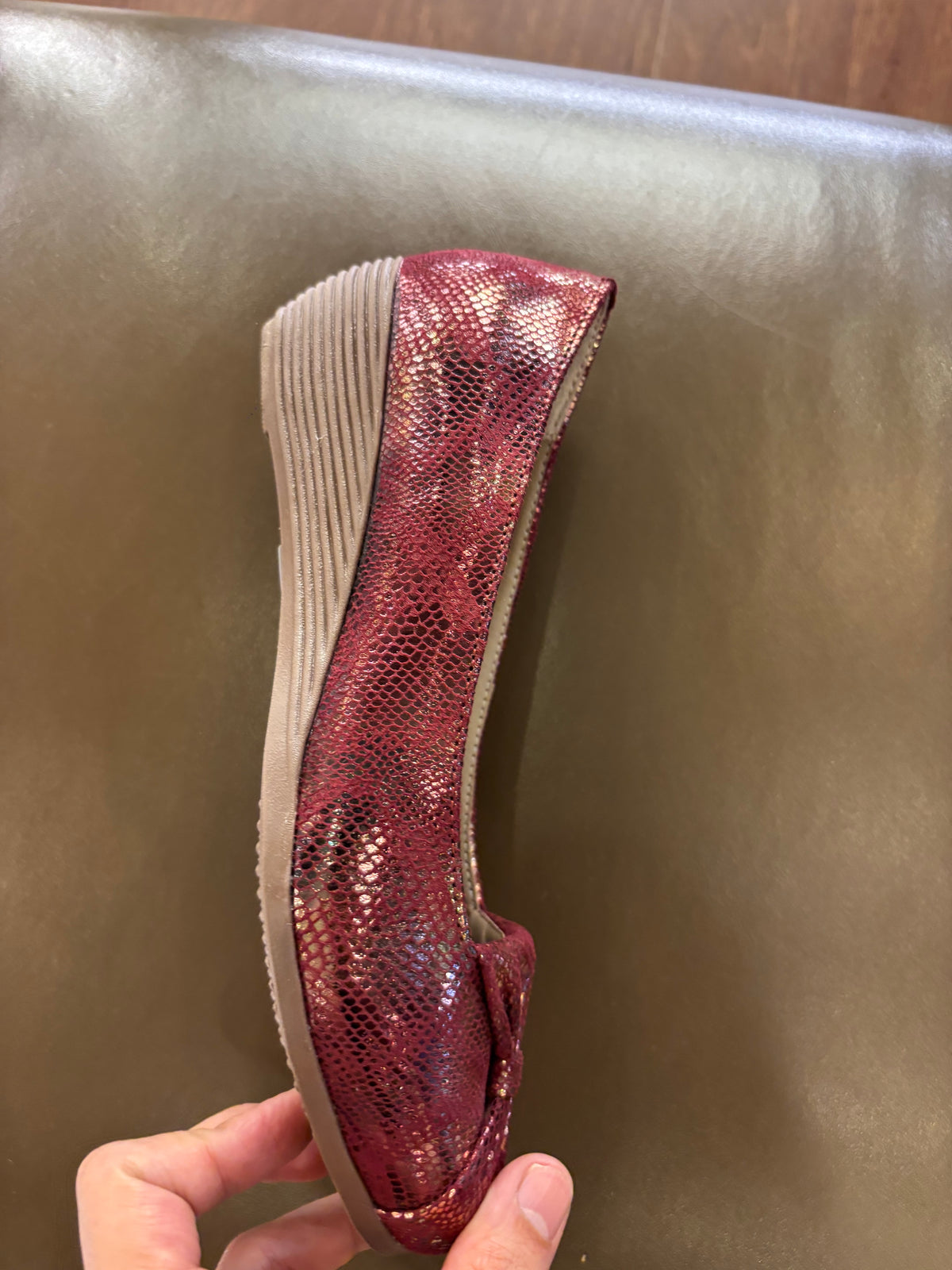 Jessie Vegan Shimmer Wedge Ballerinas in Cherry - The Heels India
