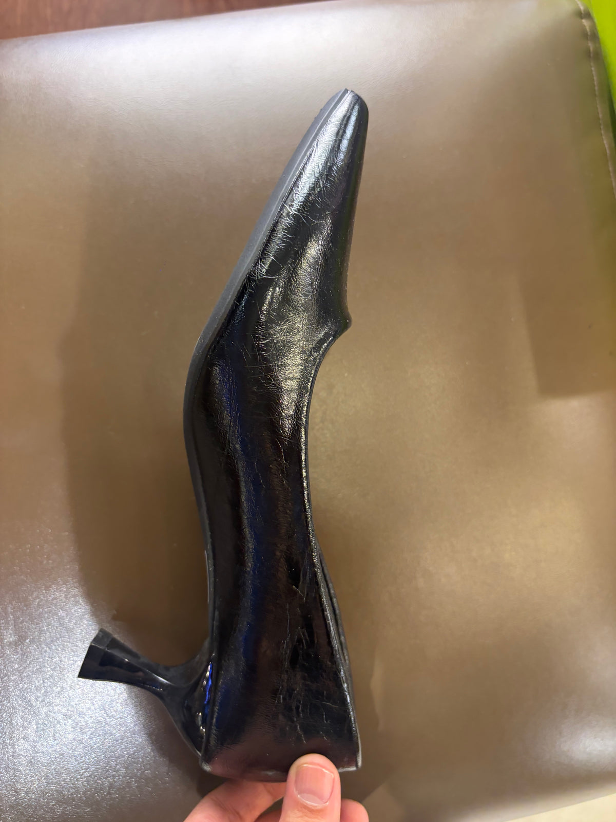 Anna Classic Kitten Heel Pumps in Black - The Heels India