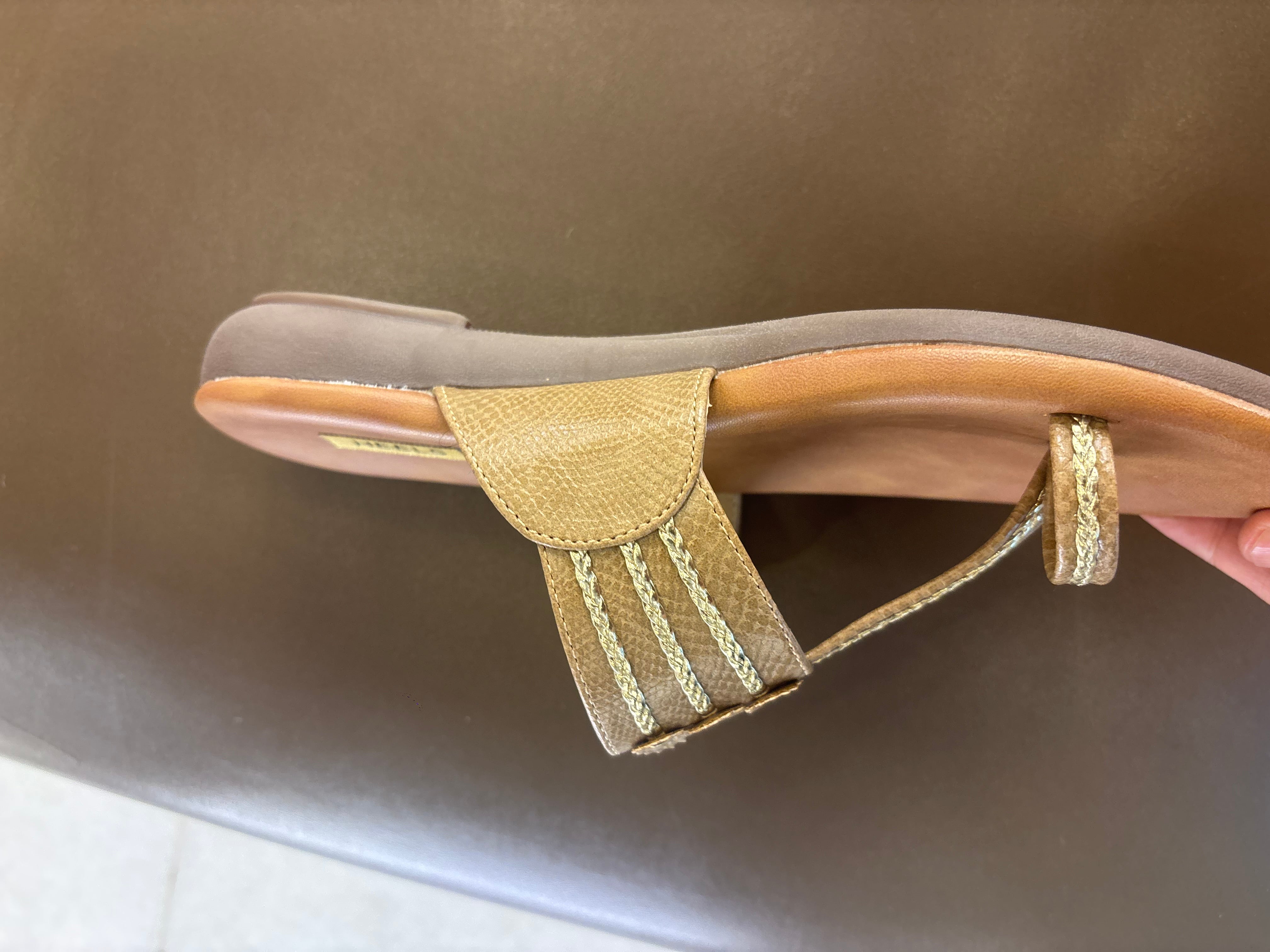 Samantha Cushioned Kohlapuris - The Heels India
