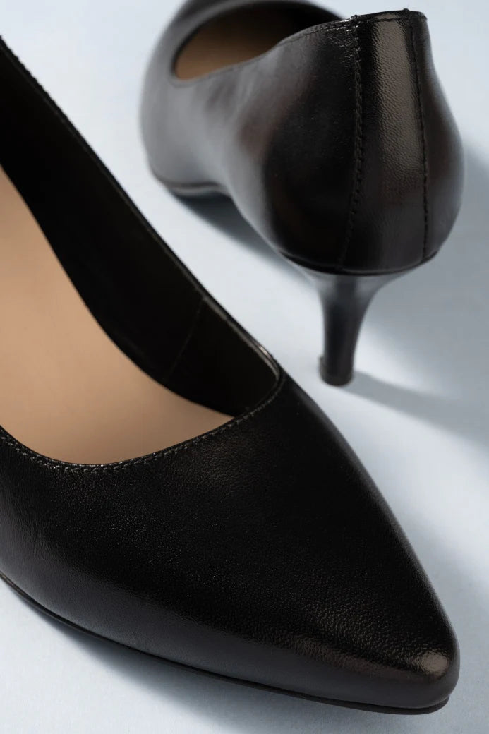 POSH Premium Leather Kitten Heels