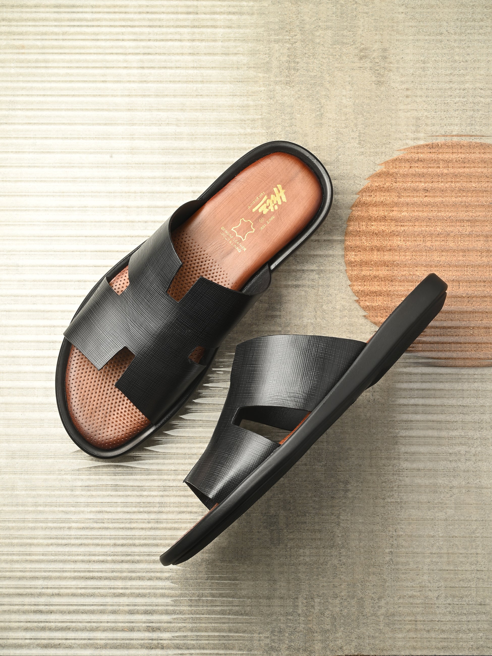 Ottavio Leather Cushioned Slippers - The Heels India