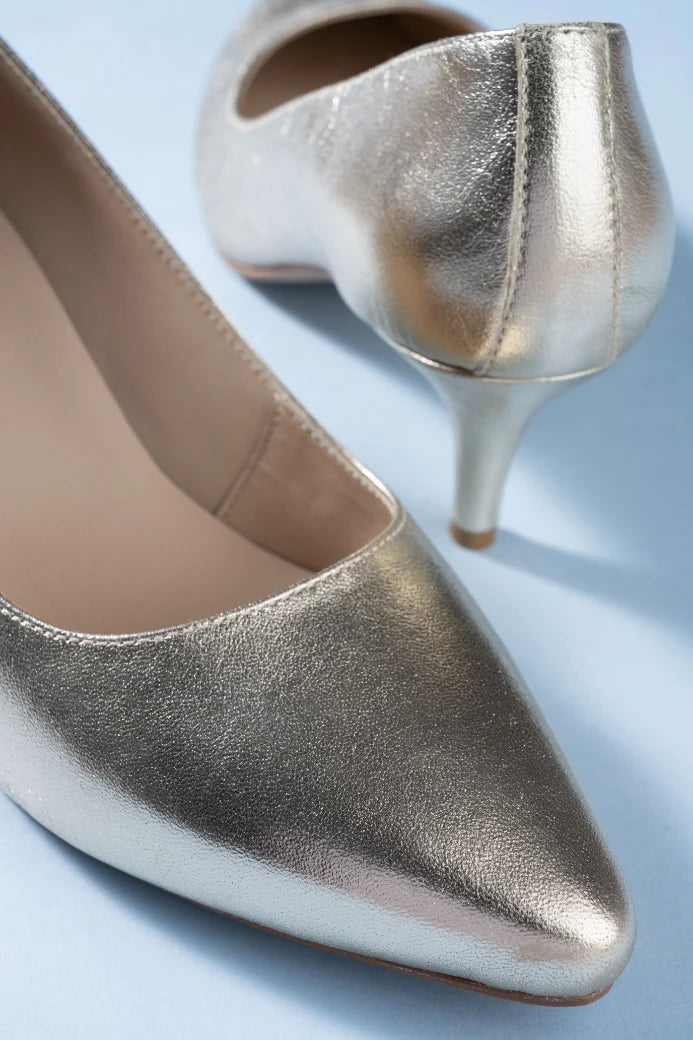 POSH Premium Leather Kitten Heels
