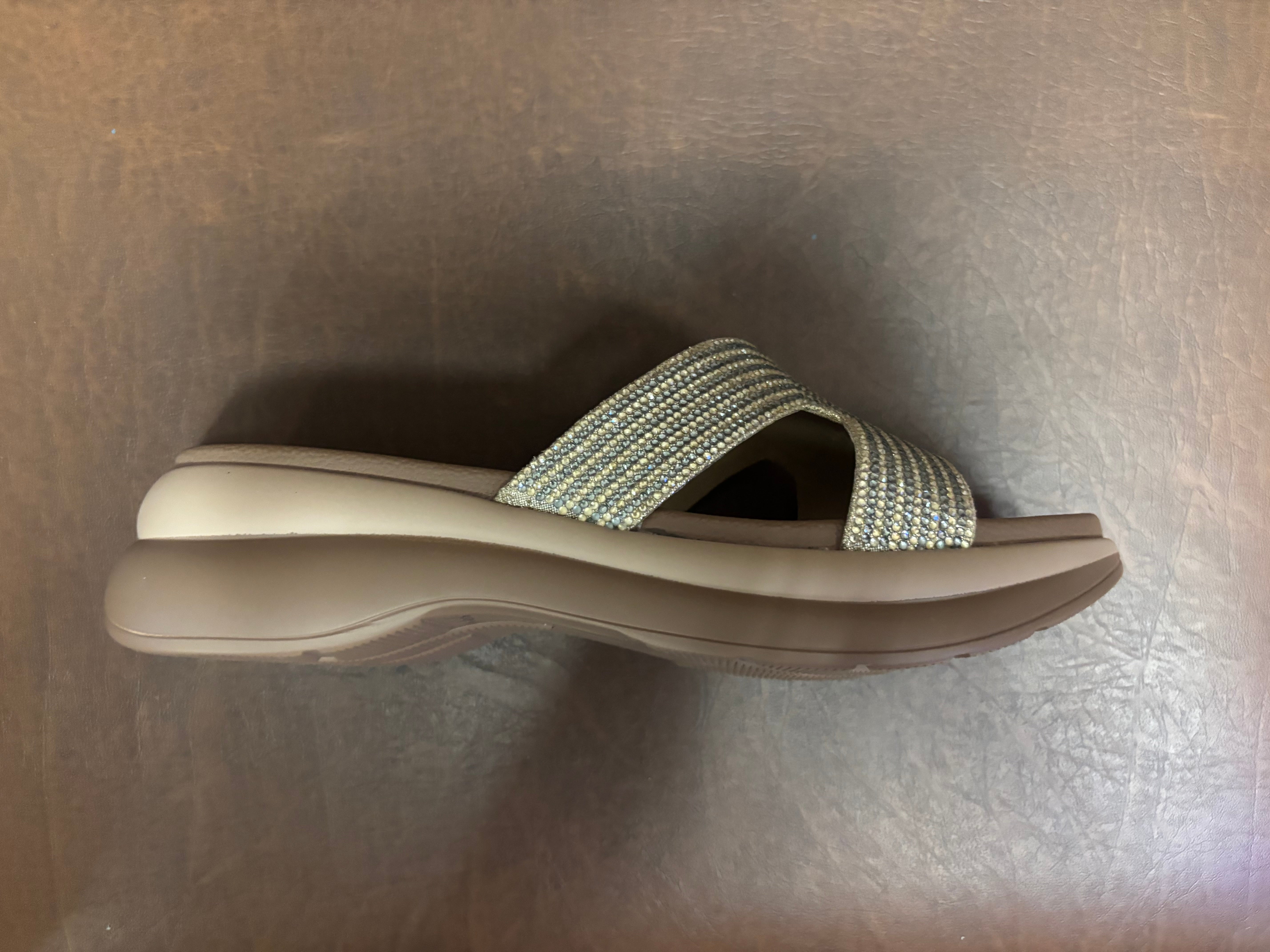 Dakota 2.0 Cushioned Chunky Bling Slippers