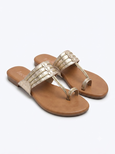 Samantha Cushioned Kohlapuris