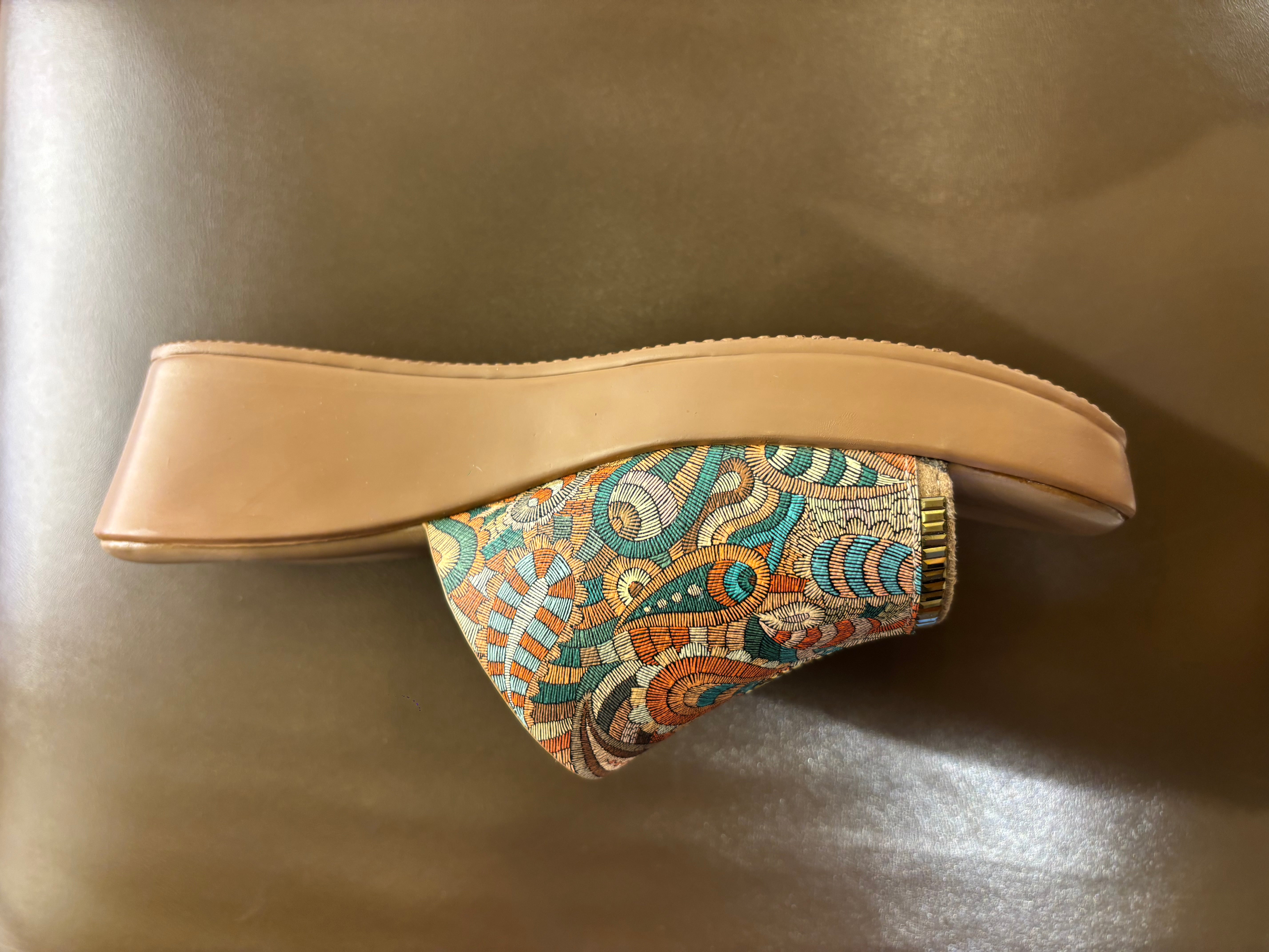 Becky Printed Thumb Wedges - The Heels India