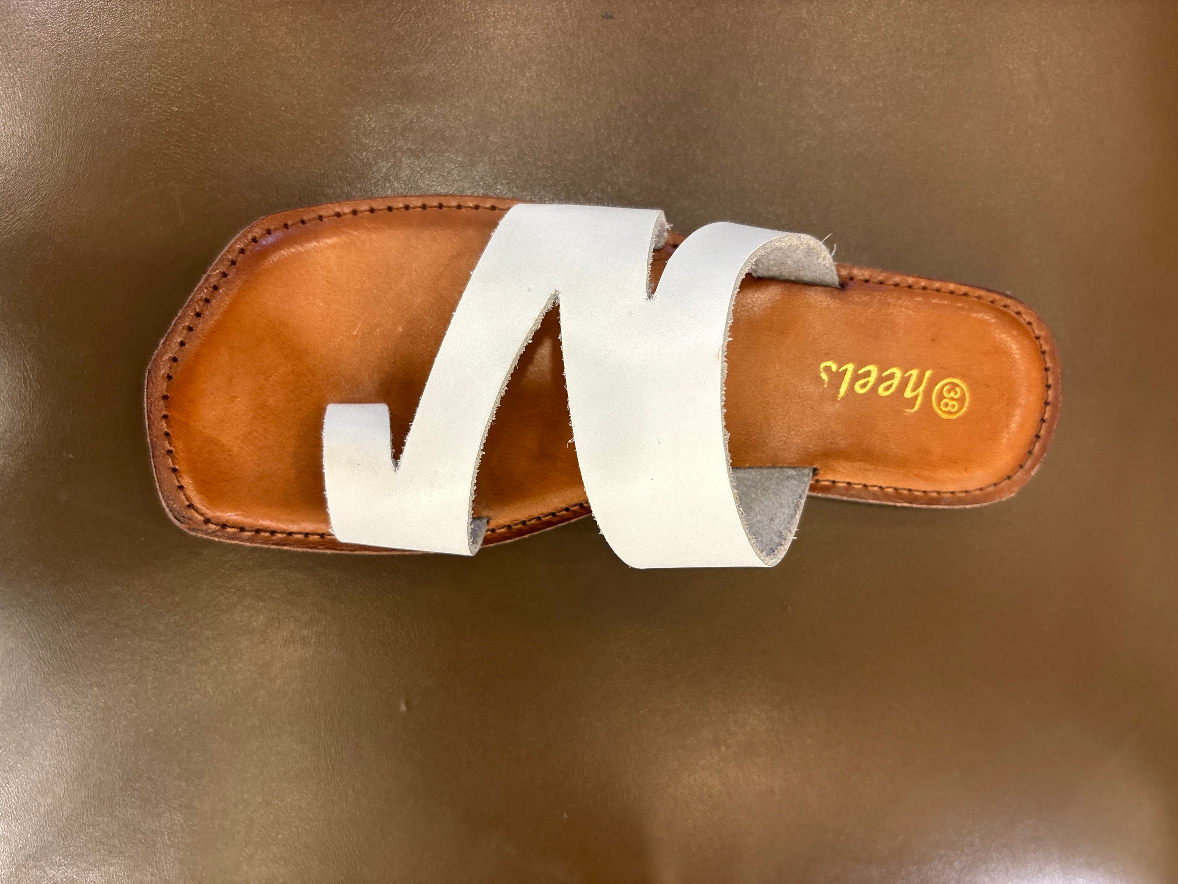 Trisha Hexagon Leather Thumb Criss Cross Slippers