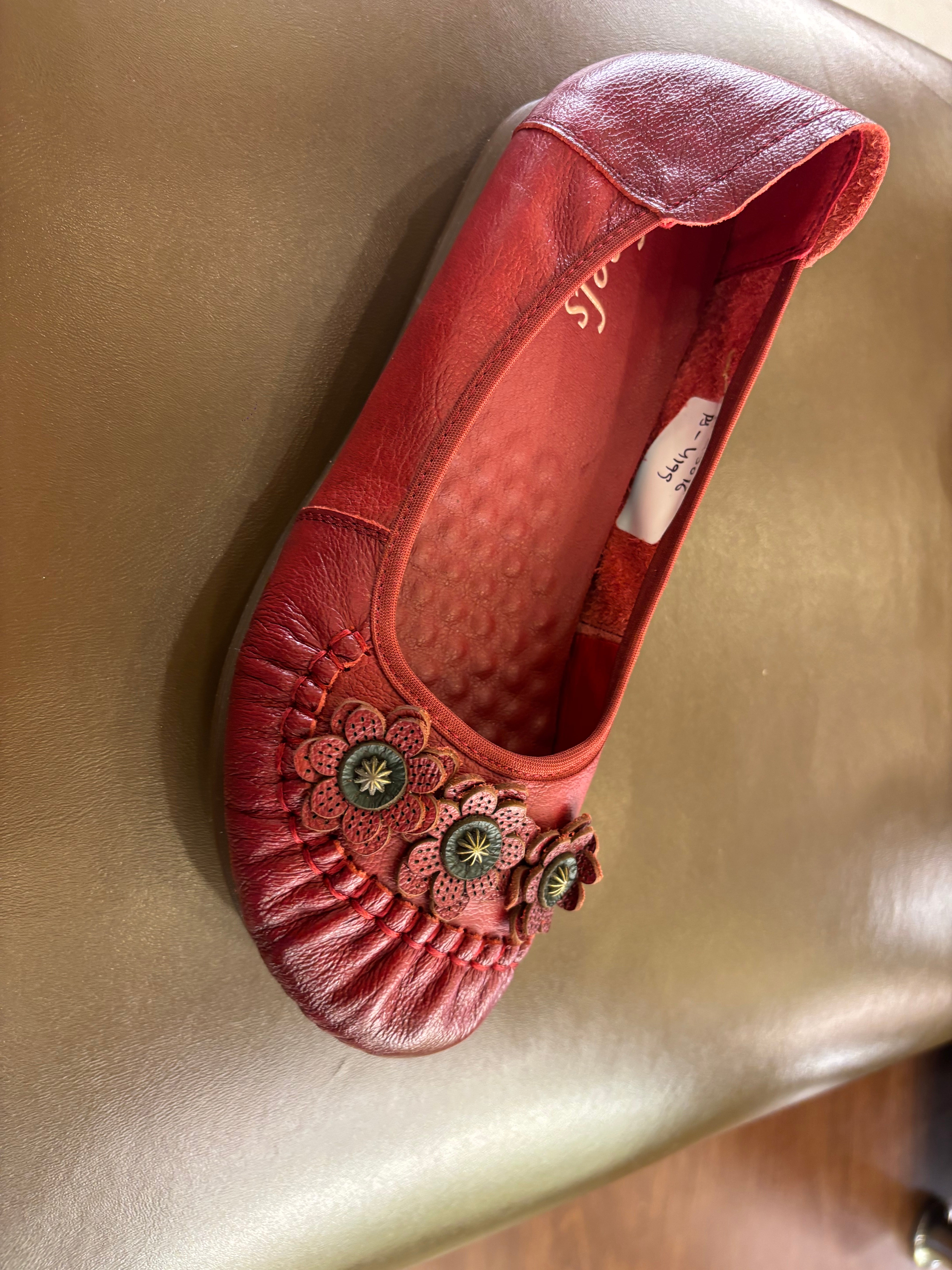 Flora 4.0 Premium Leather Cushioned Ballerinas