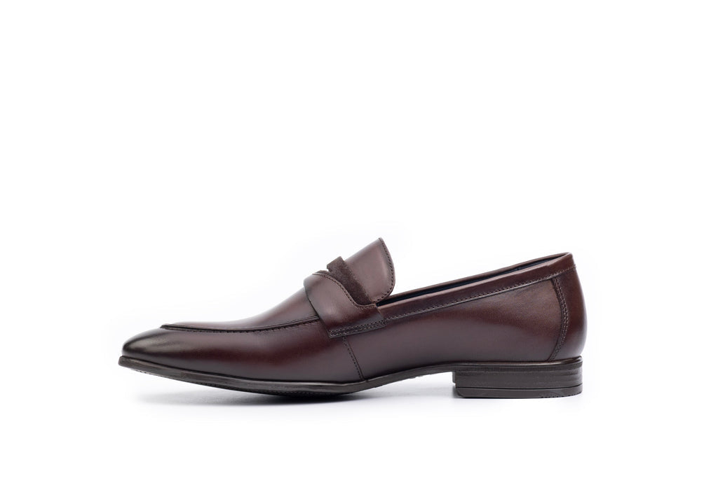 Onyx Leather Formal Moccasins
