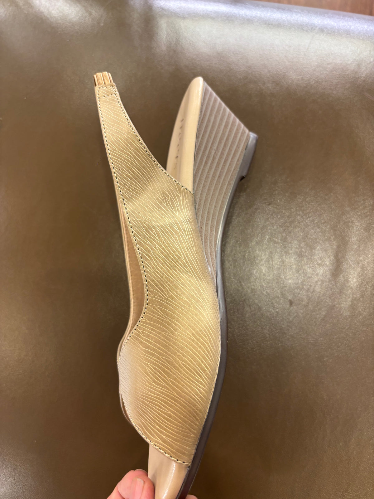 Riley Comfort Back Elastic Wedge Heels