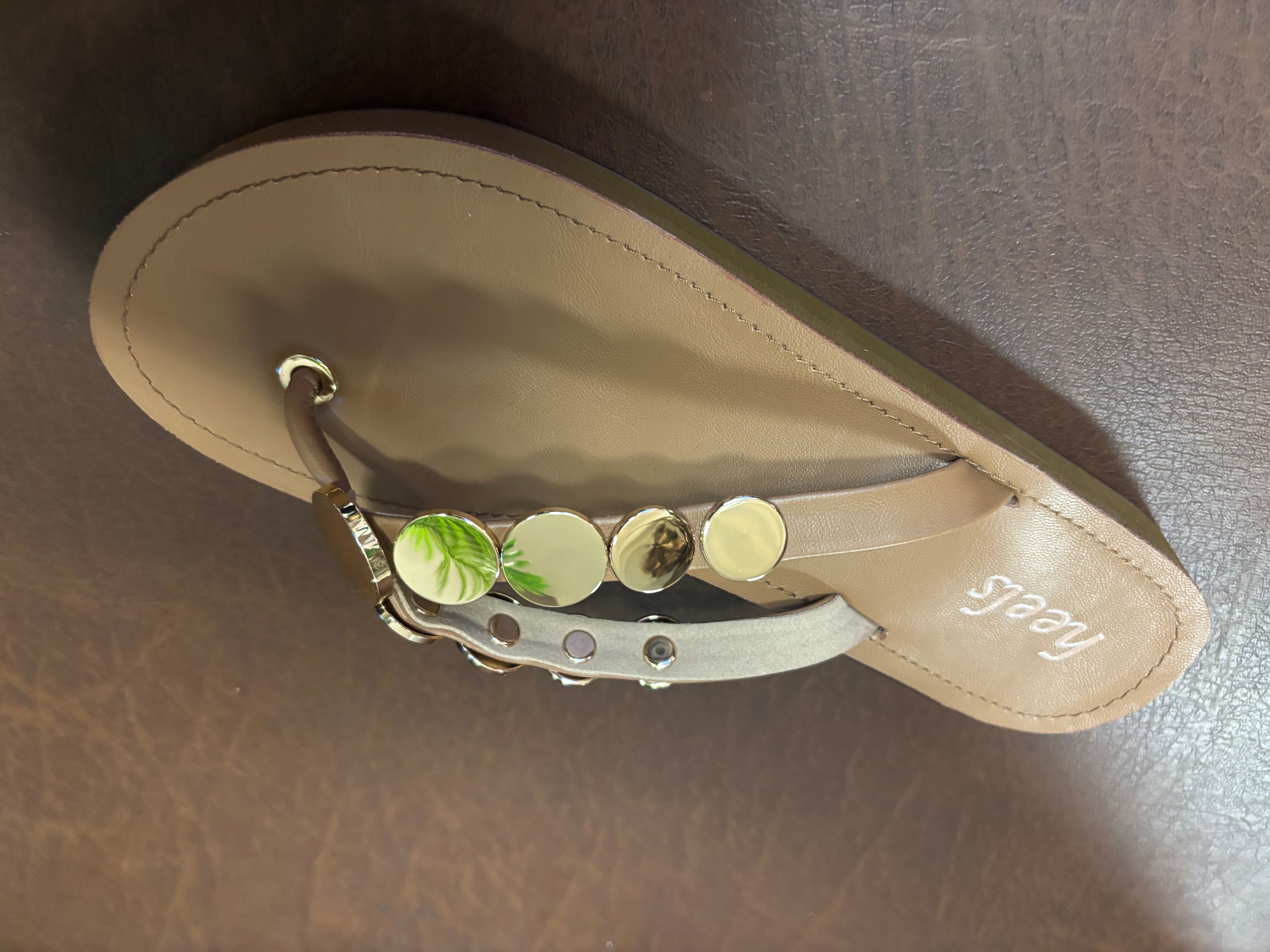 Nicolette Cushioned Coin V Strap Slippers