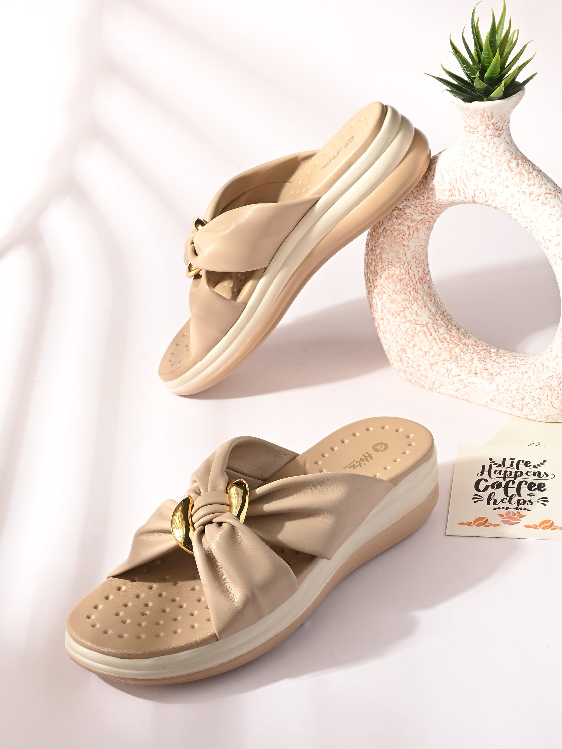 Nexa Knot Slippers
