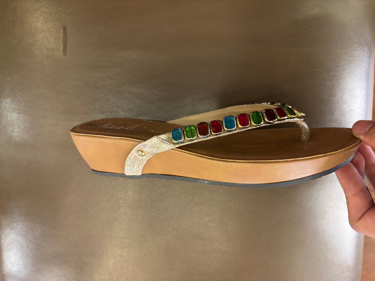 Julia Cushioned Beads V Strap Wedge Slippers