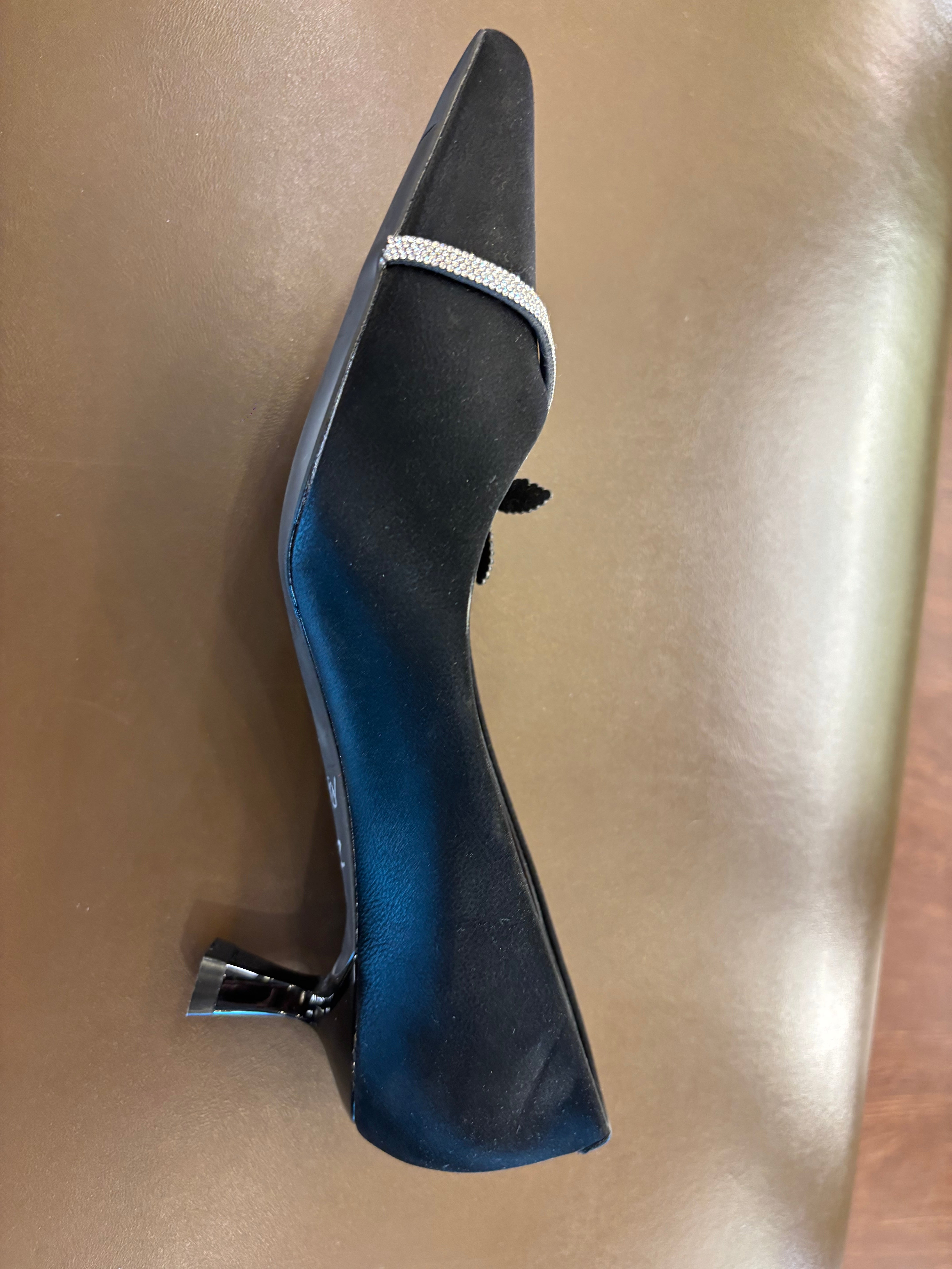 Pointed Toe Kitten Heel Pump with Crystal Butterfly