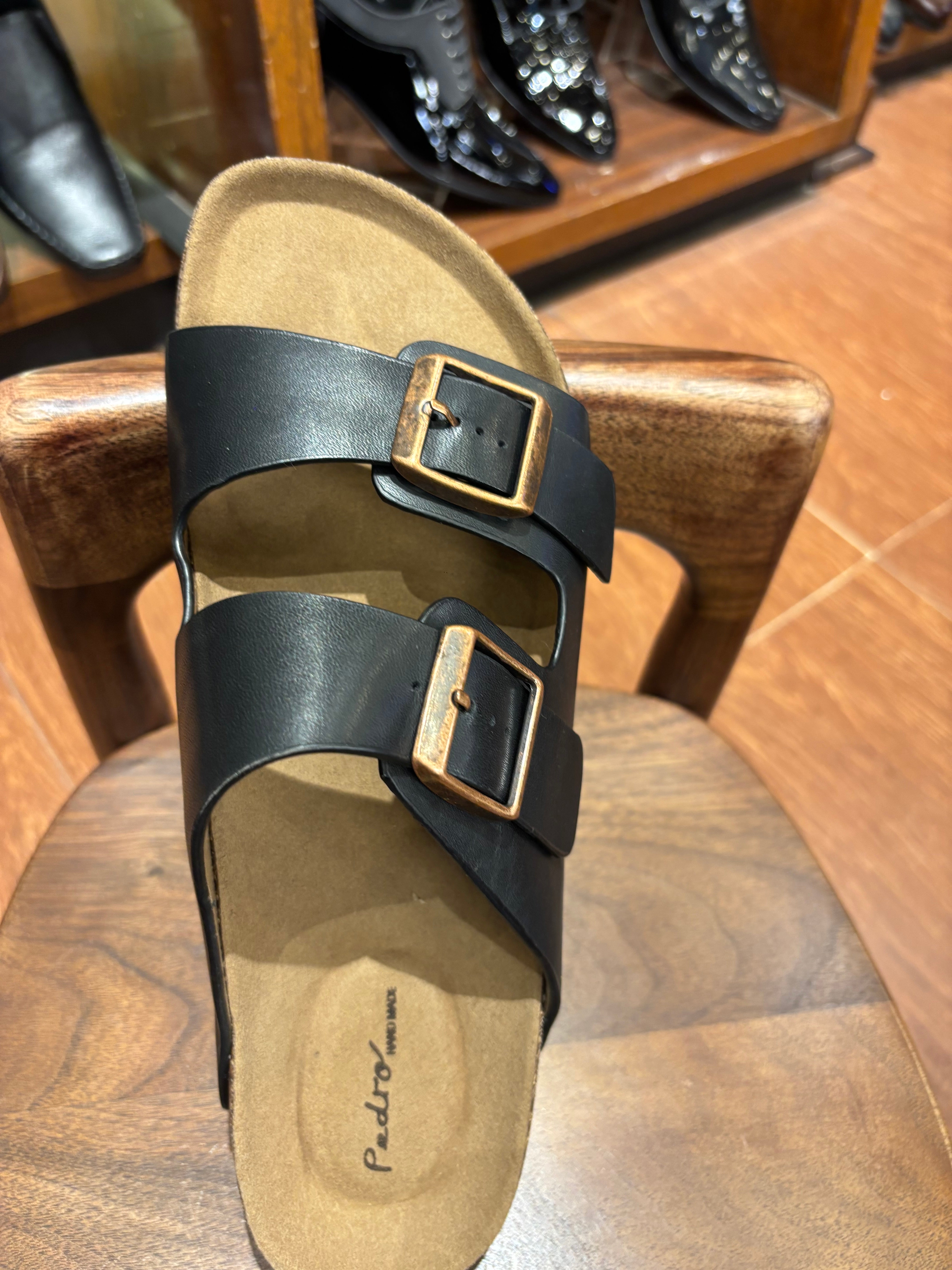 Moda Black Leather Cork Slider - Angle View