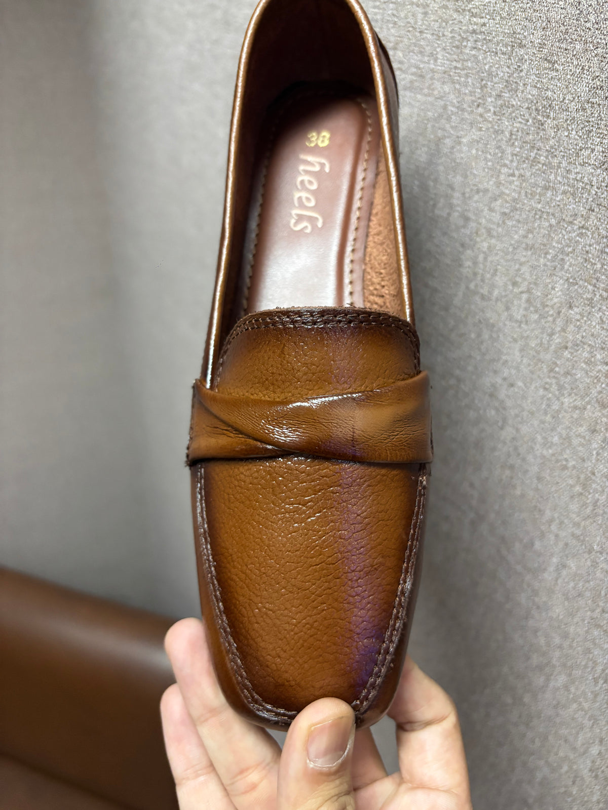 Swirl Classic Leather Loafers
