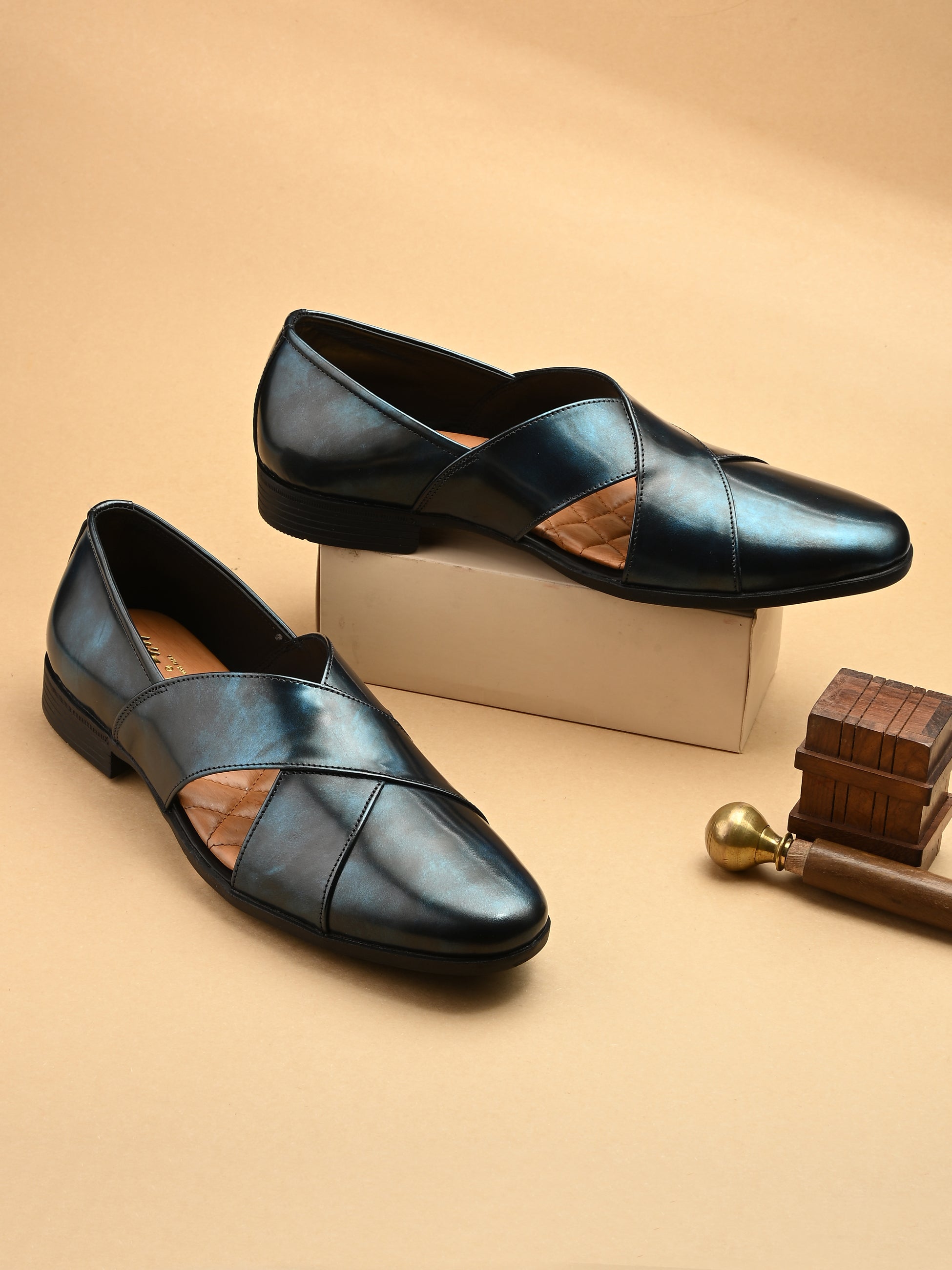 Behrouz Ethnic Leather Shoes