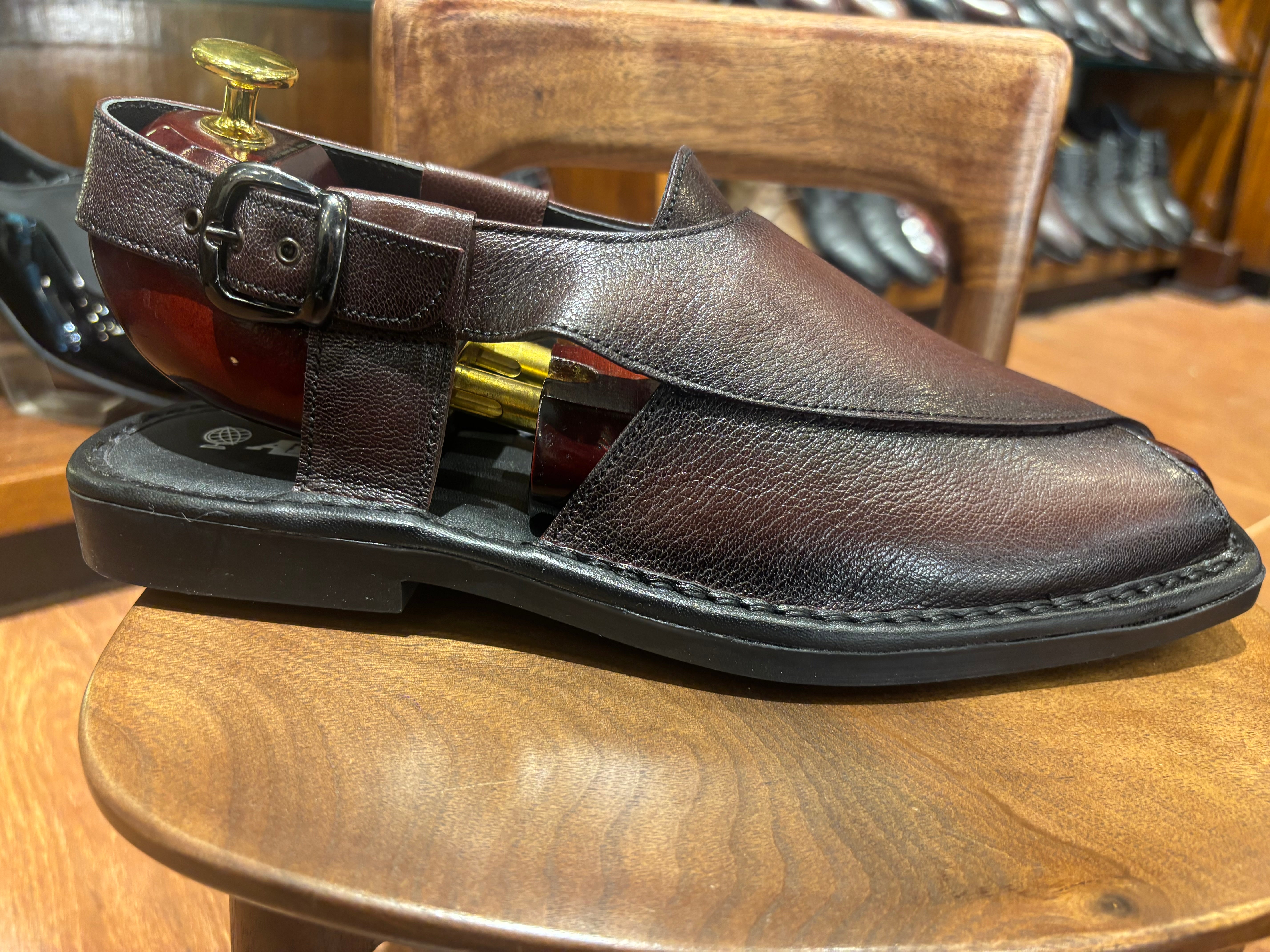 Cesar Leather Ethnic T Cut Peshawari Sandals