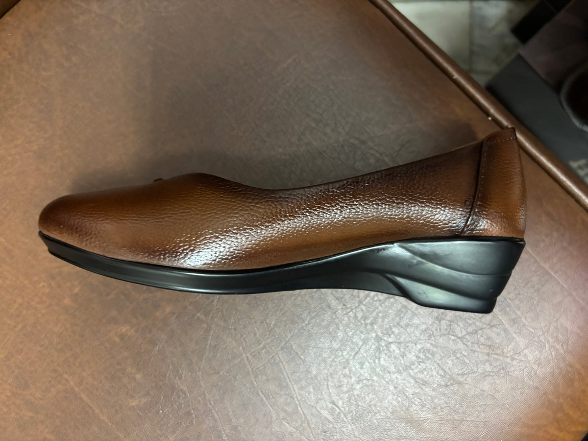 Lina Leather Wedge Ballerinas