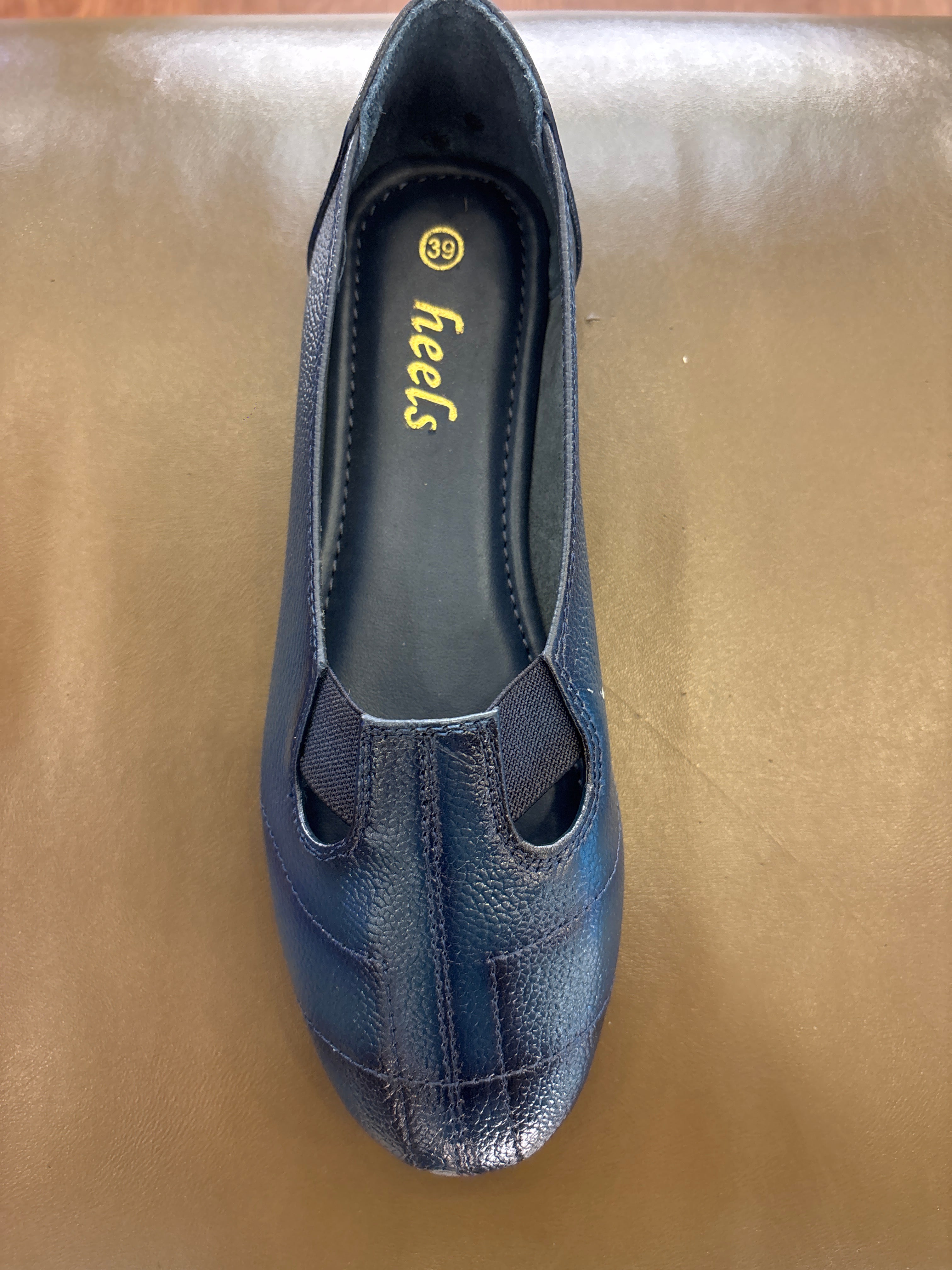 Ellie Classic Stitched Leather Elastic Ballerinas - The Heels India