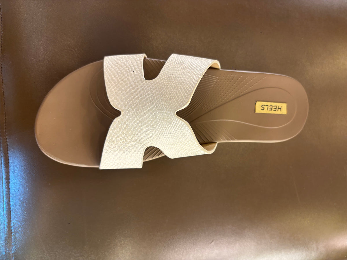 Bella Cushioned Everyday Slippers