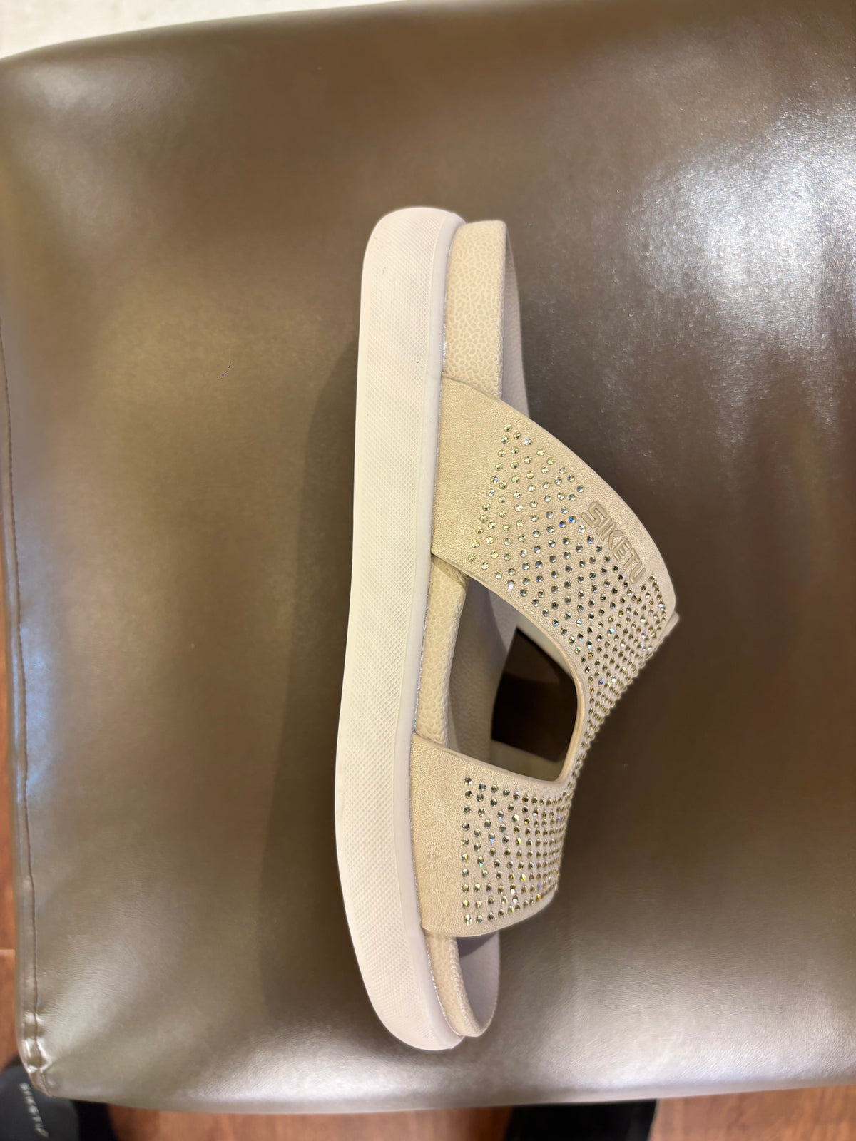 Ivoretta Bling Cushioned Chunky Slippers in Beige - The Heels India