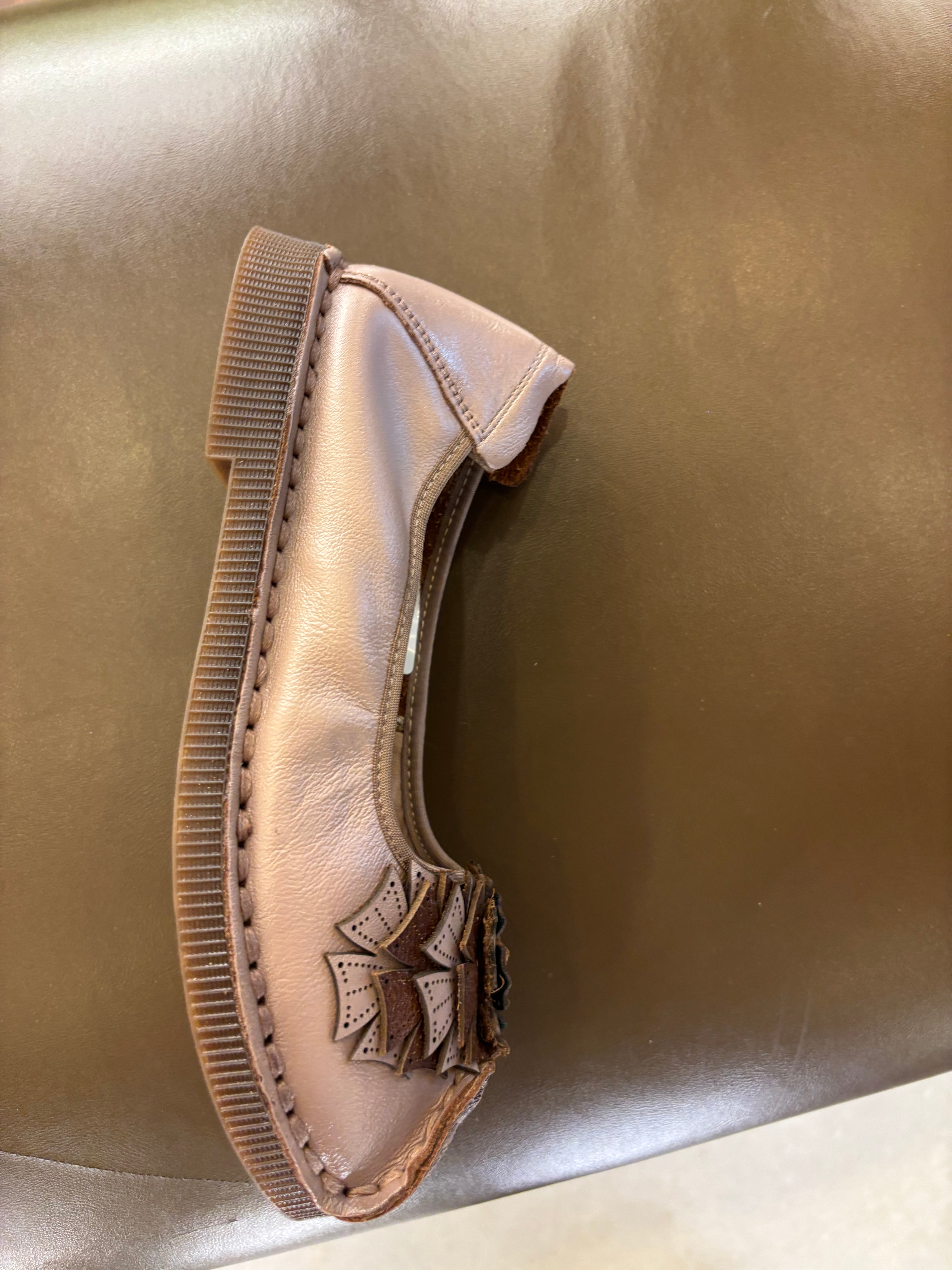 Flora 5.0 Premium Leather Cushioned Ballerinas