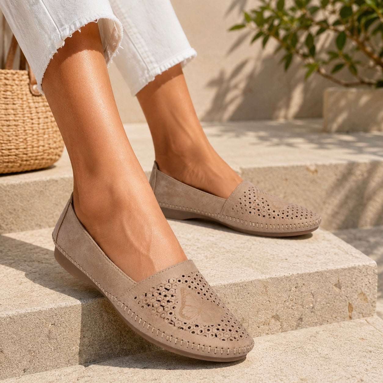 Butterfly Perforated Cushioned Leather Ballerinas
