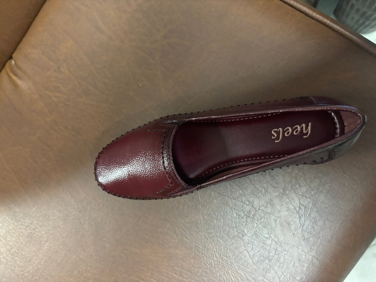 Lizzy Wedge Leather Classic Ballerinas in Maroon - The Heels India