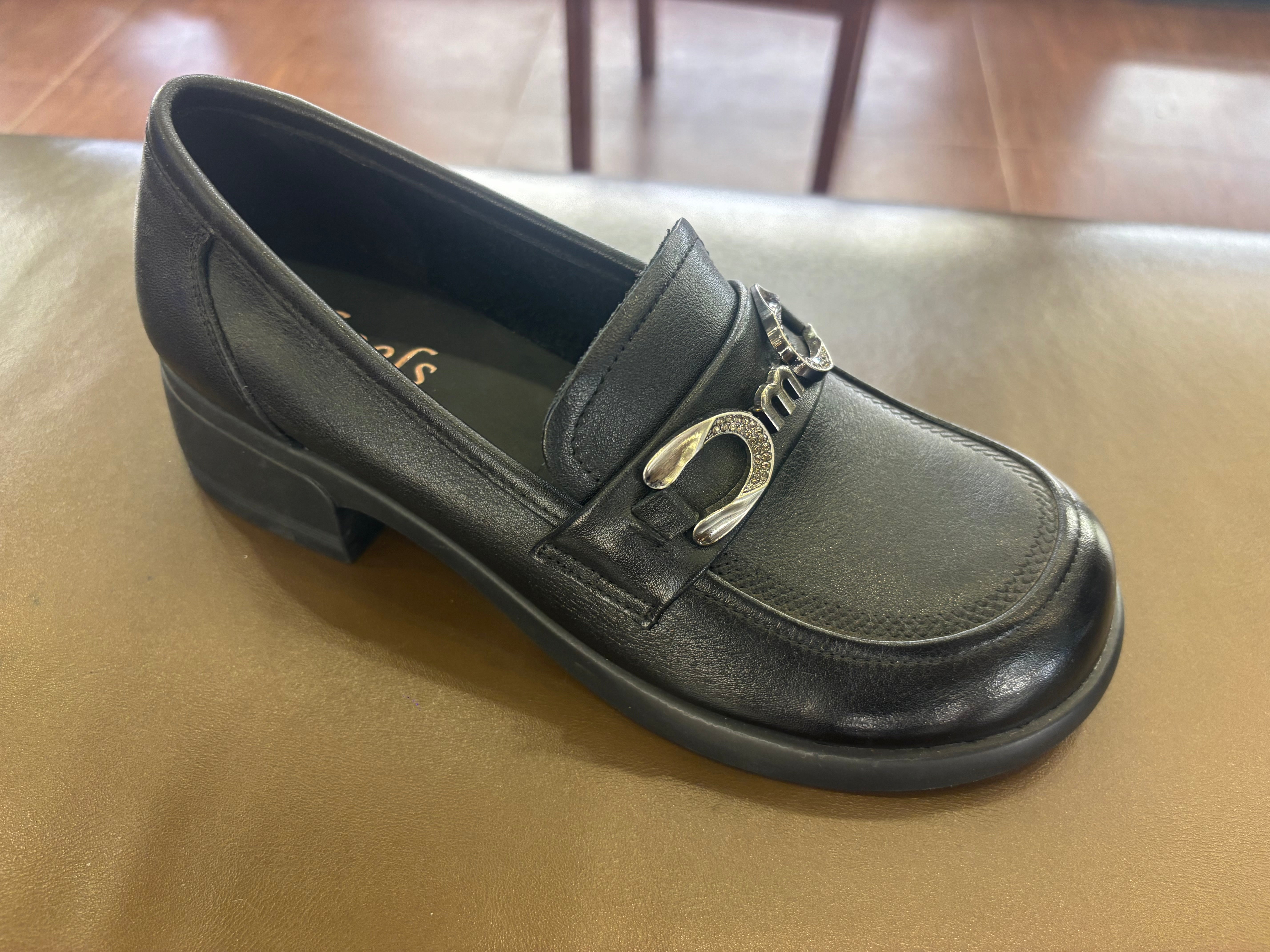 Kelly Premium Leather Mid Heel Loafers
