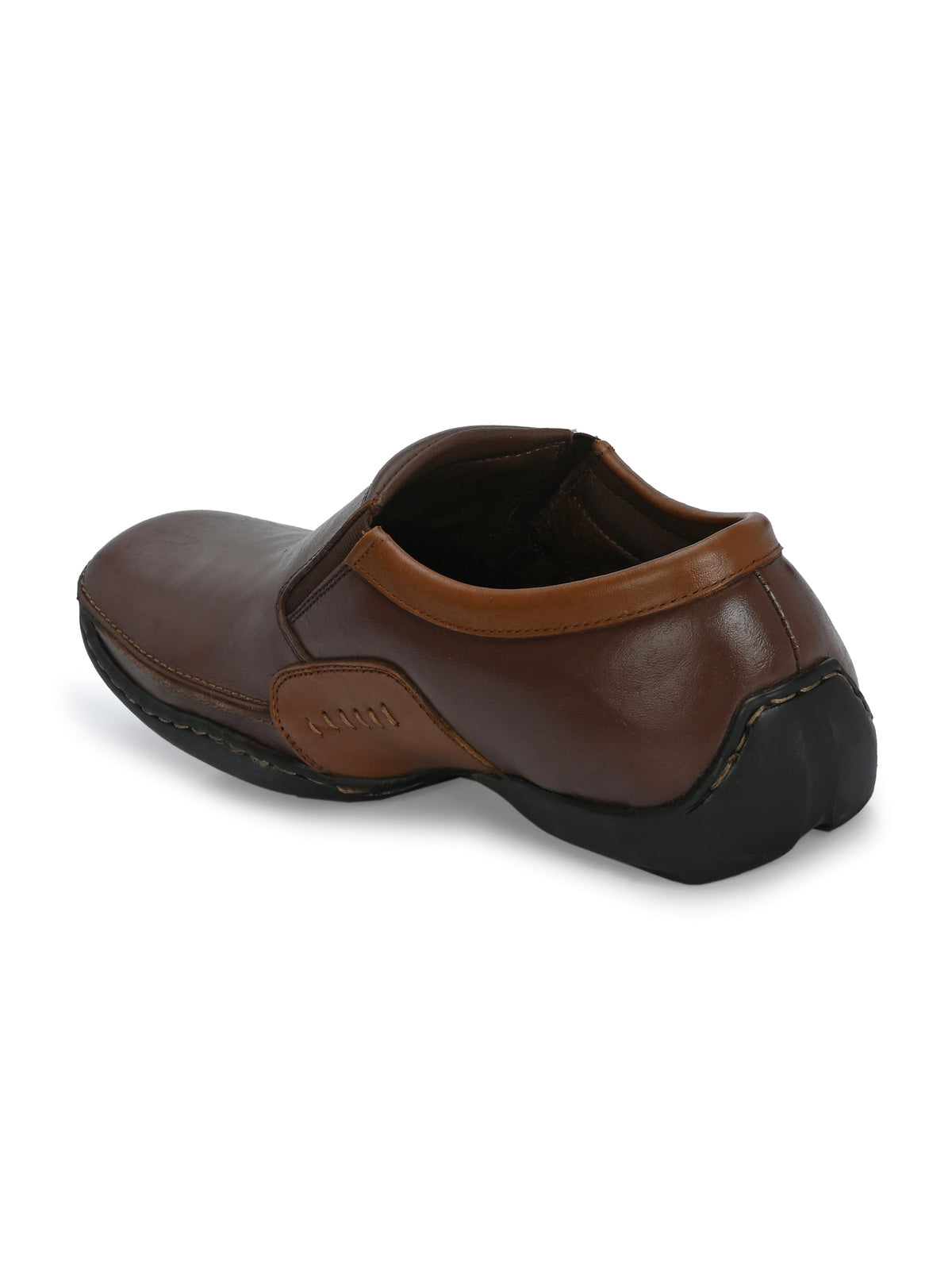 Warren Leather Broad Fit Casual Loafers