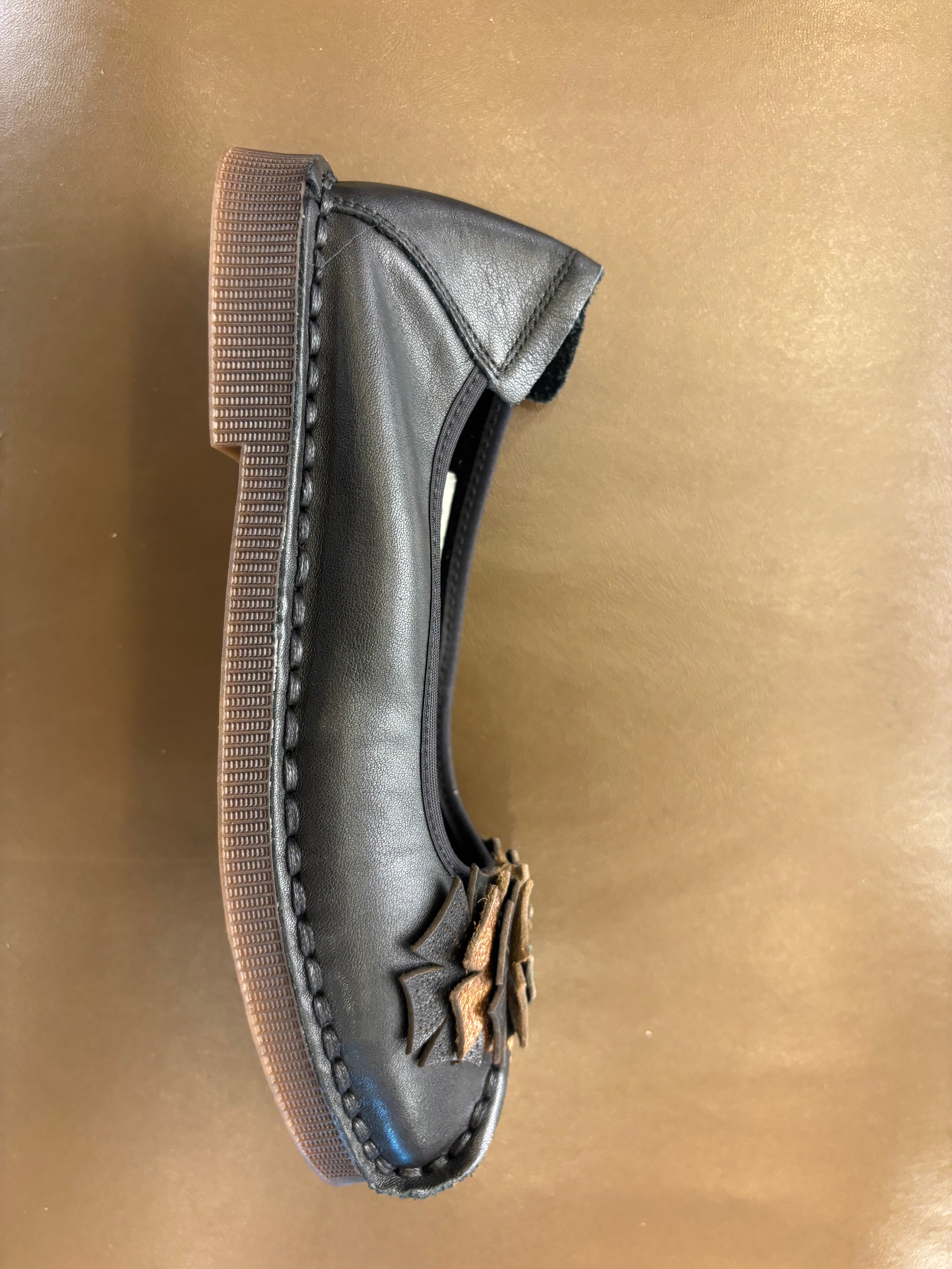 Flora 5.0 Premium Leather Cushioned Ballerinas