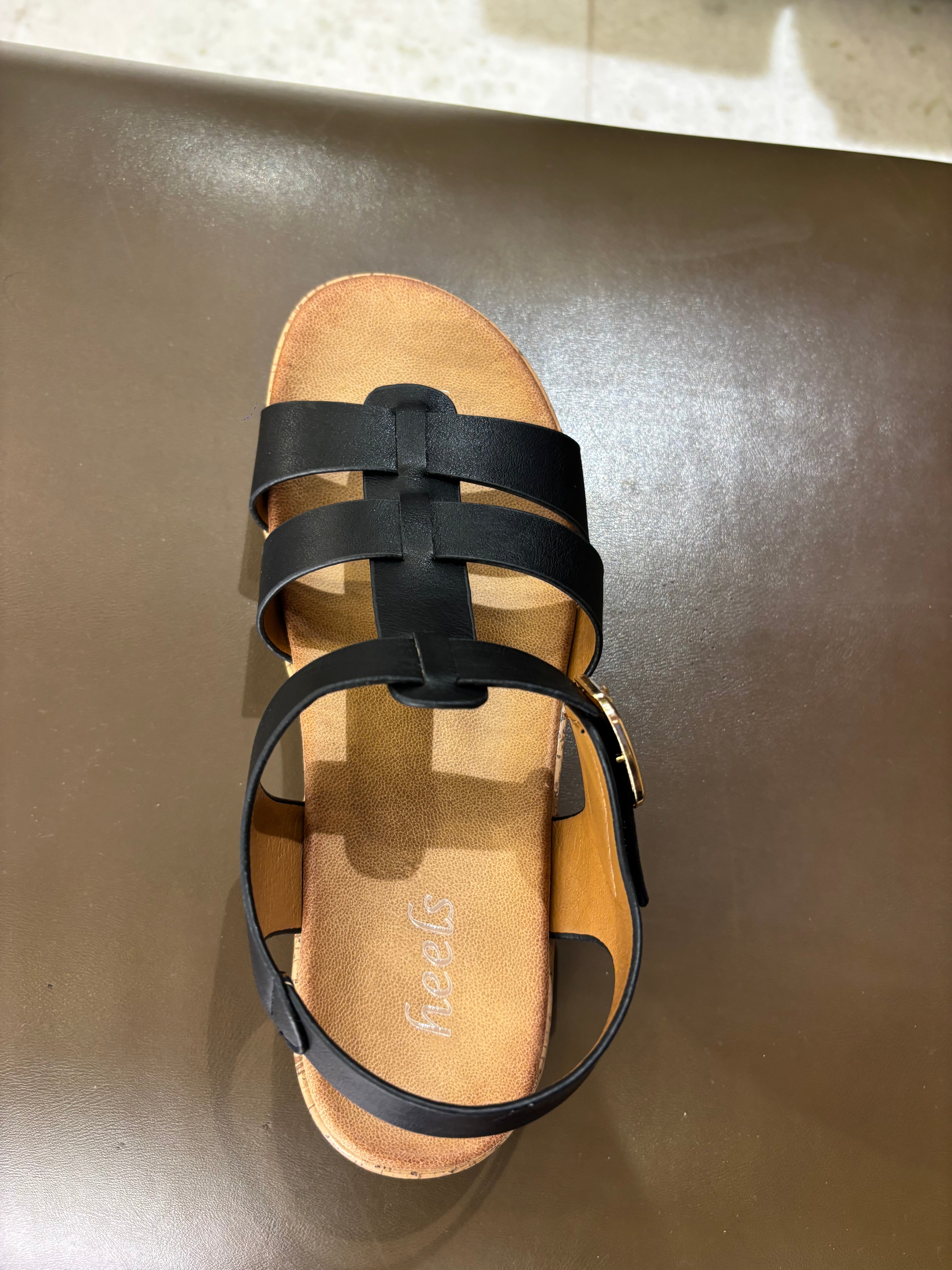 Velora Comfort Sandals – Cushioned T-Strap Daily Wear