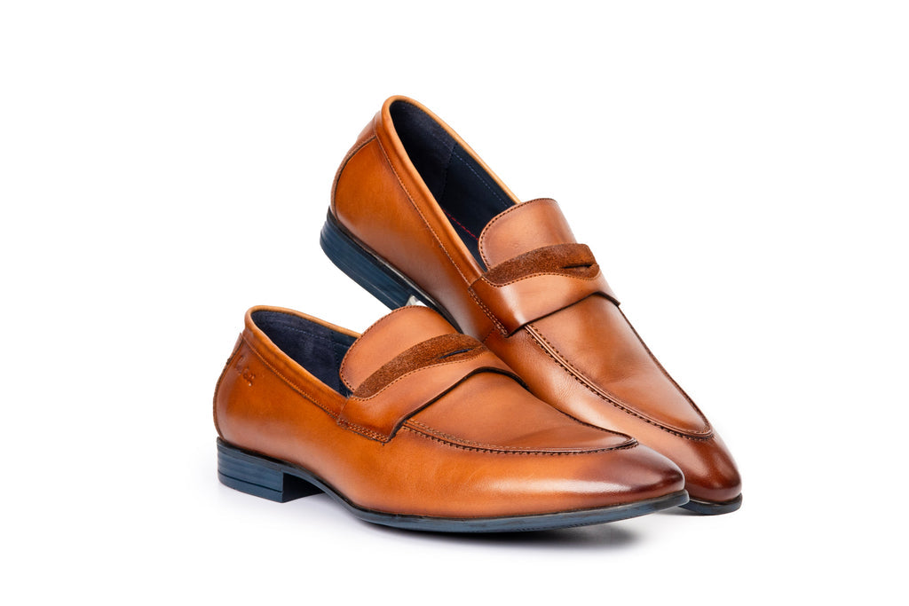 Onyx Leather Formal Moccasins