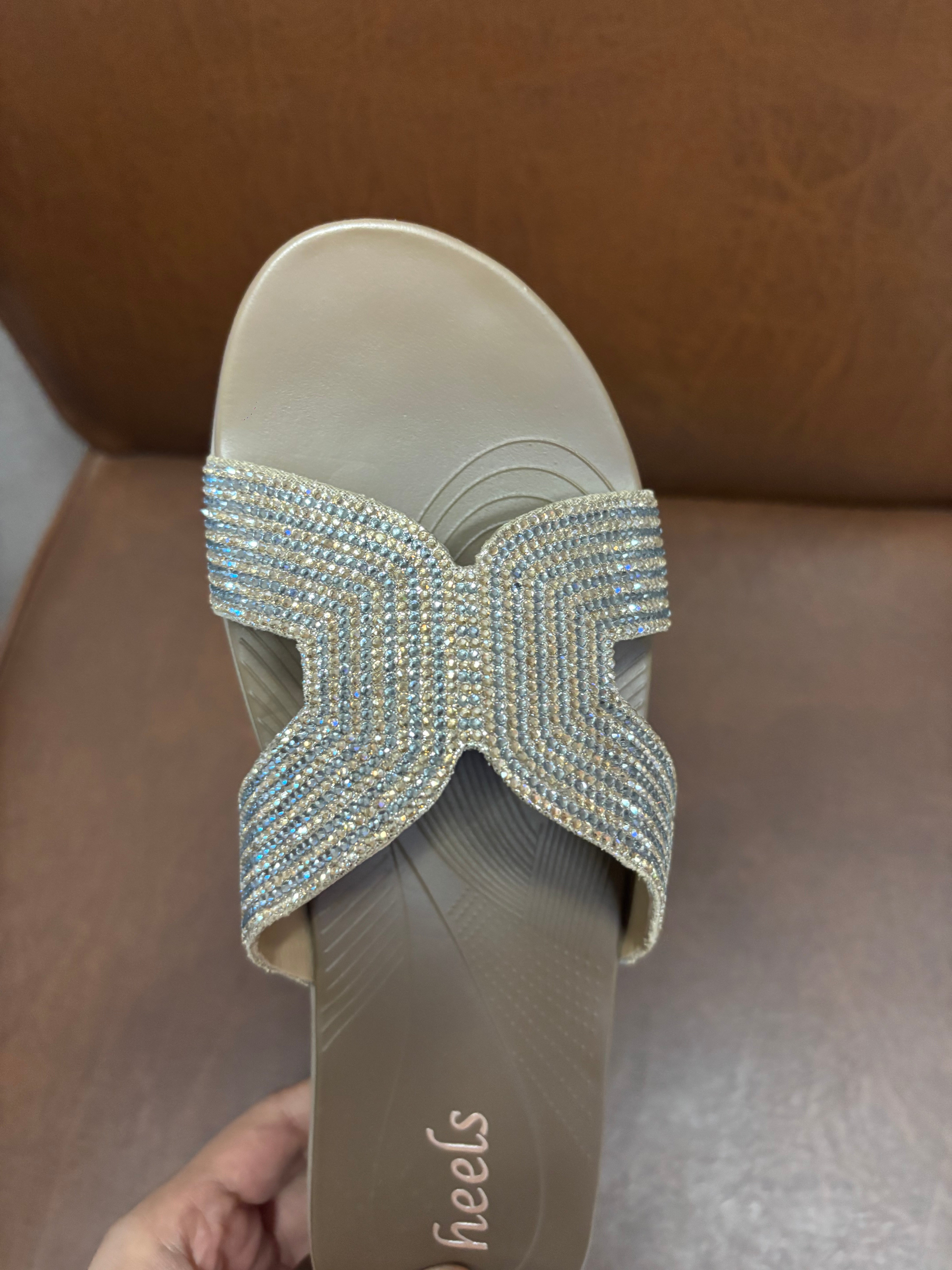 Dakota Cushioned Bling Slippers